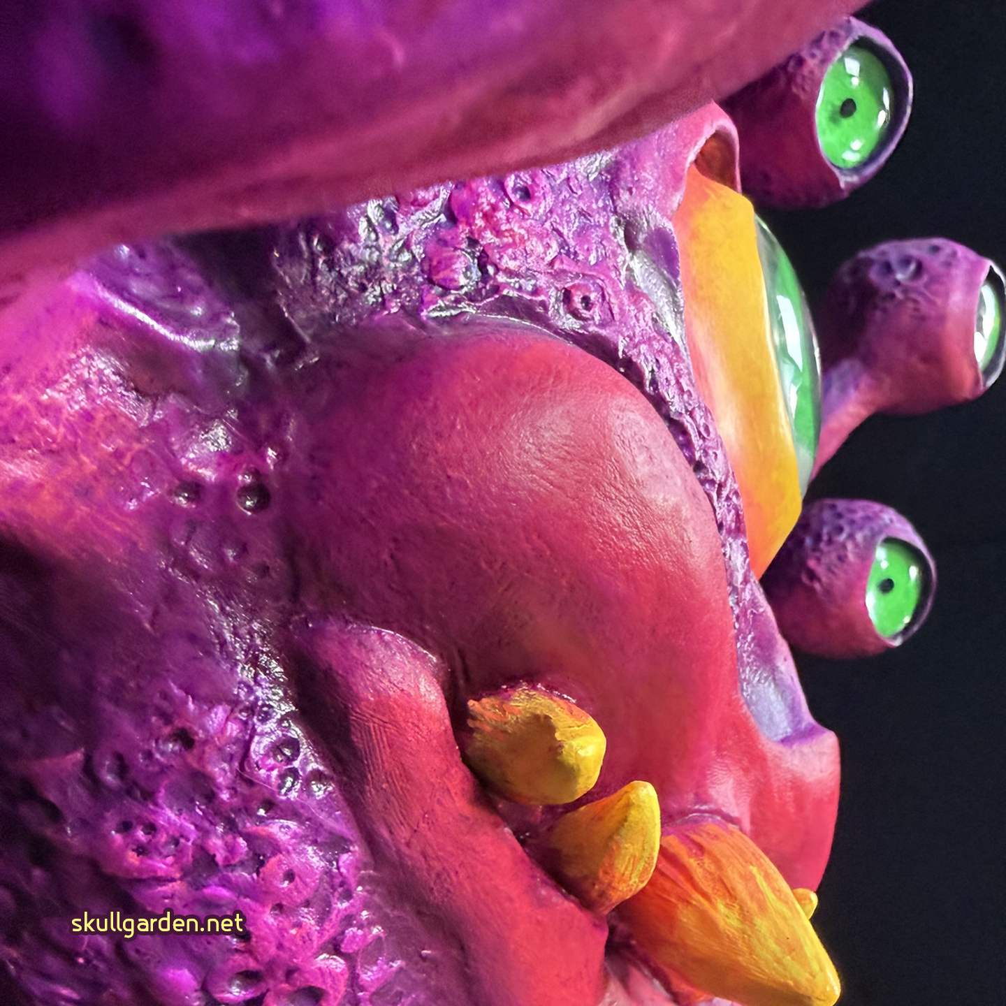 Big B 05 Left Closeup.png