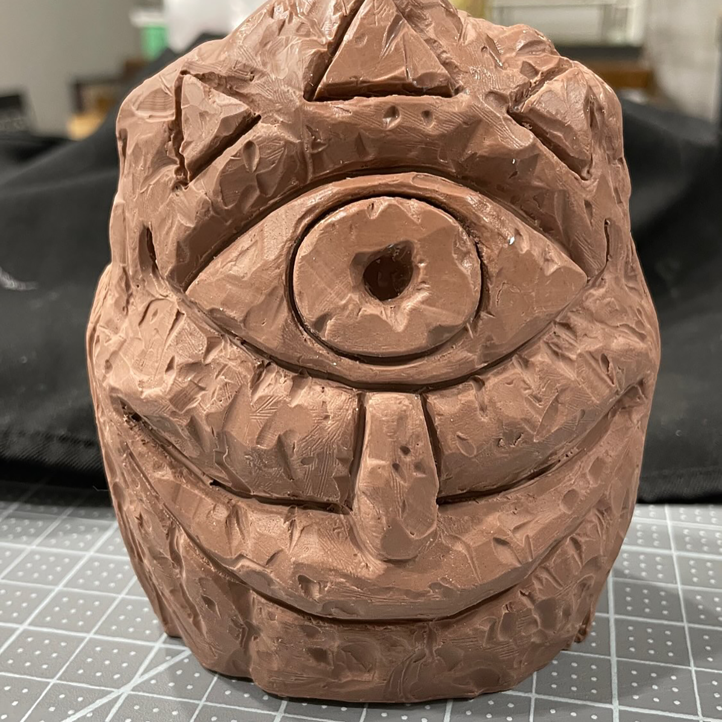 Gossip Stone X 01 WIP.png