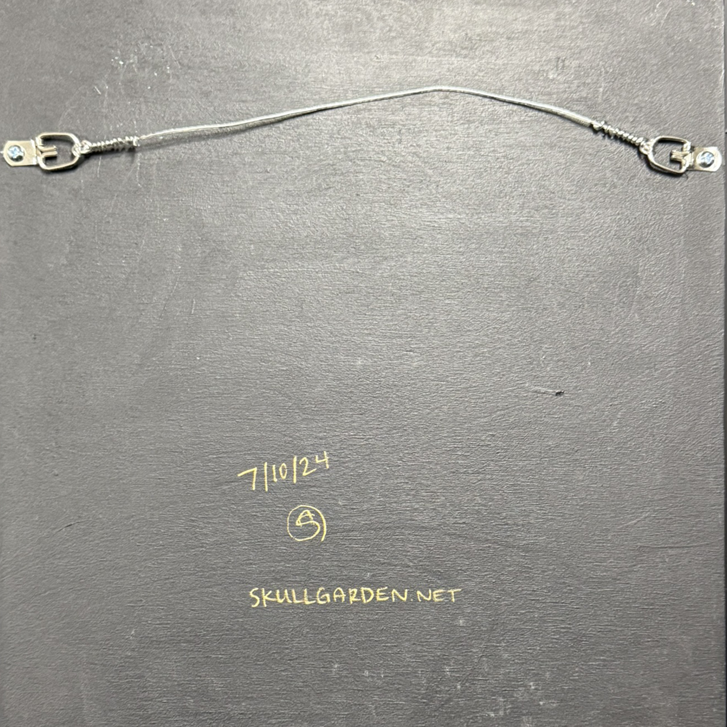 Embers Hollow 10 Hanging.png