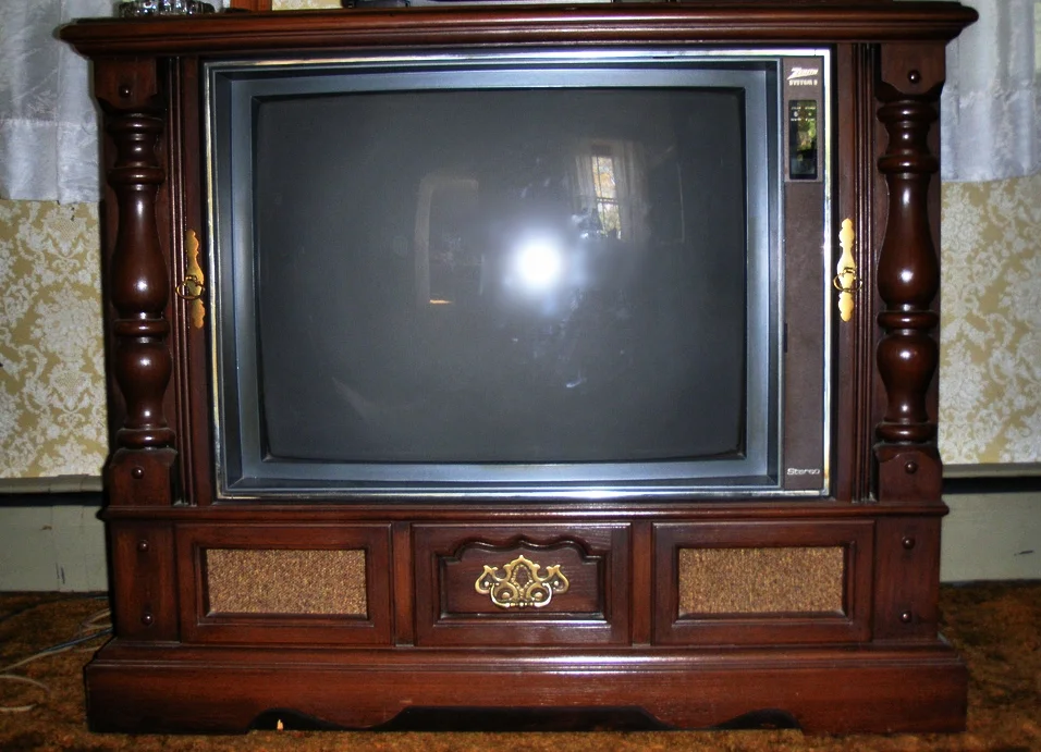 Zenith Television, Daniel Christiansen, Wikipedia Commons