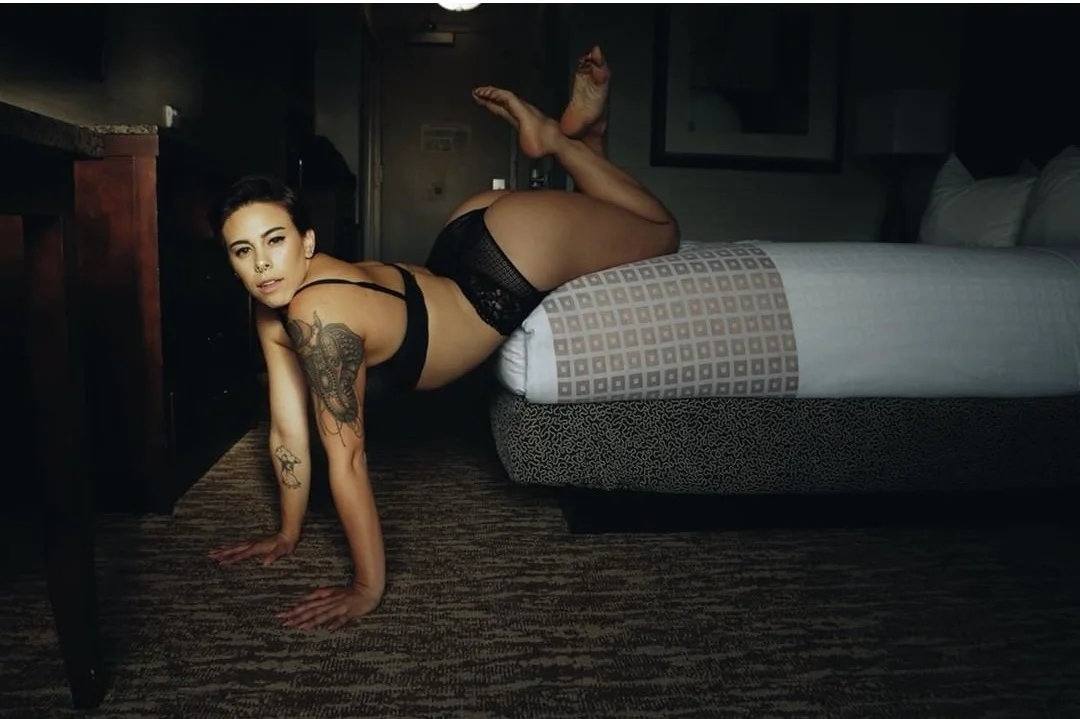 Model Talia likes to help redefine what “sexy” looks through her photos. Photo credit: @tradecraftfoto