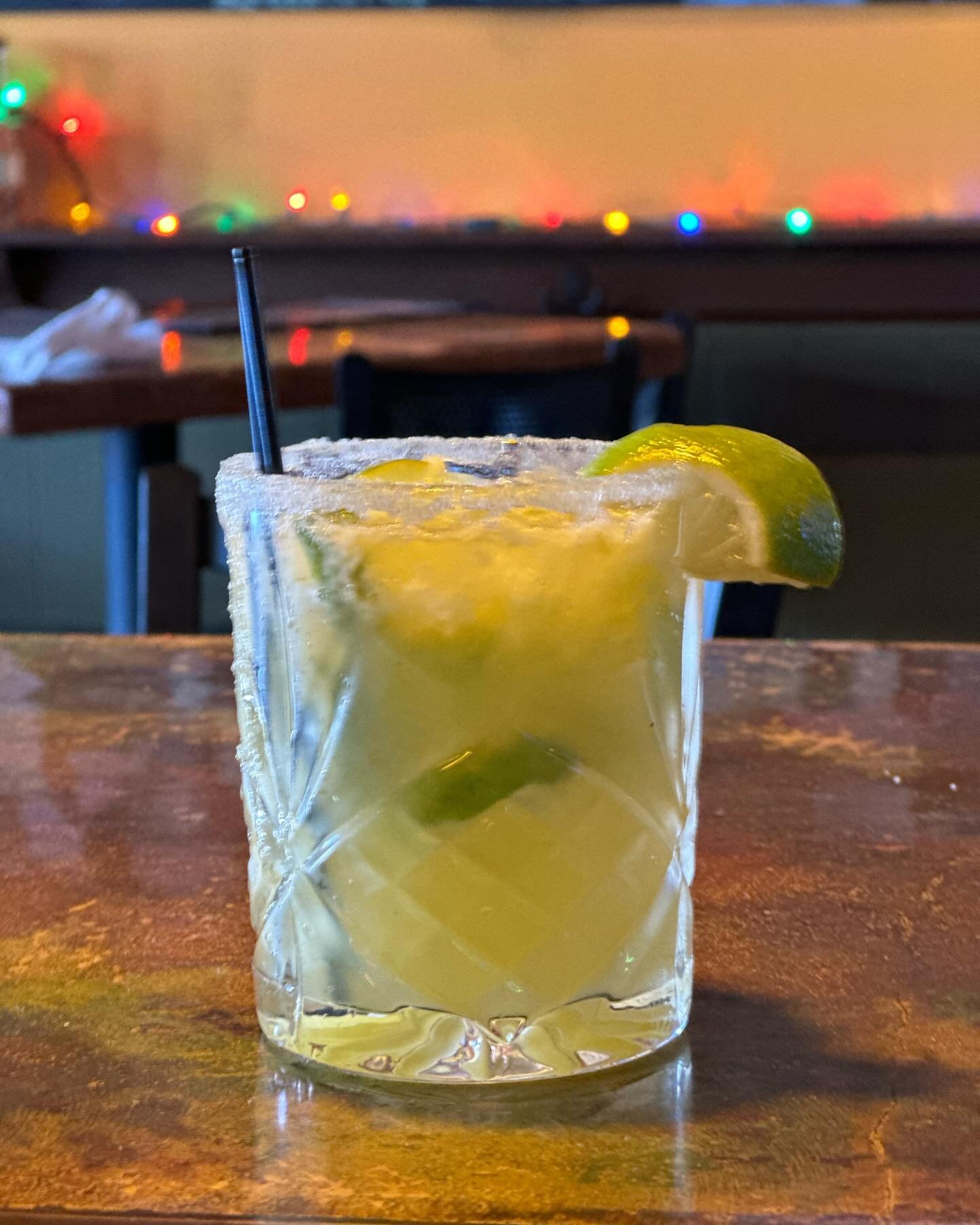 Passion fruit caipirinha is on special !! Caipirinha de maracuj&aacute;