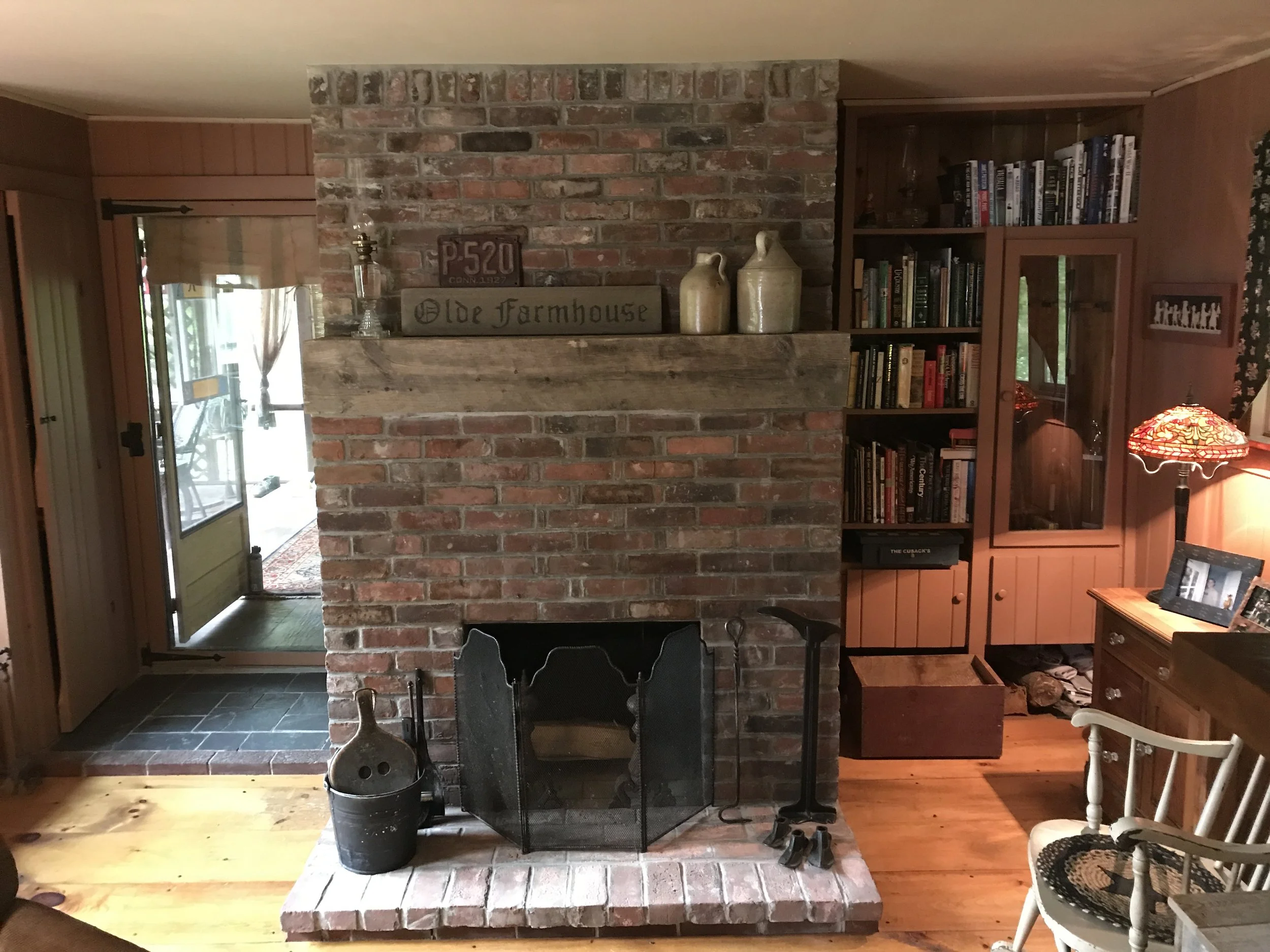 BRICK FIREPLACE INCERT.JPG