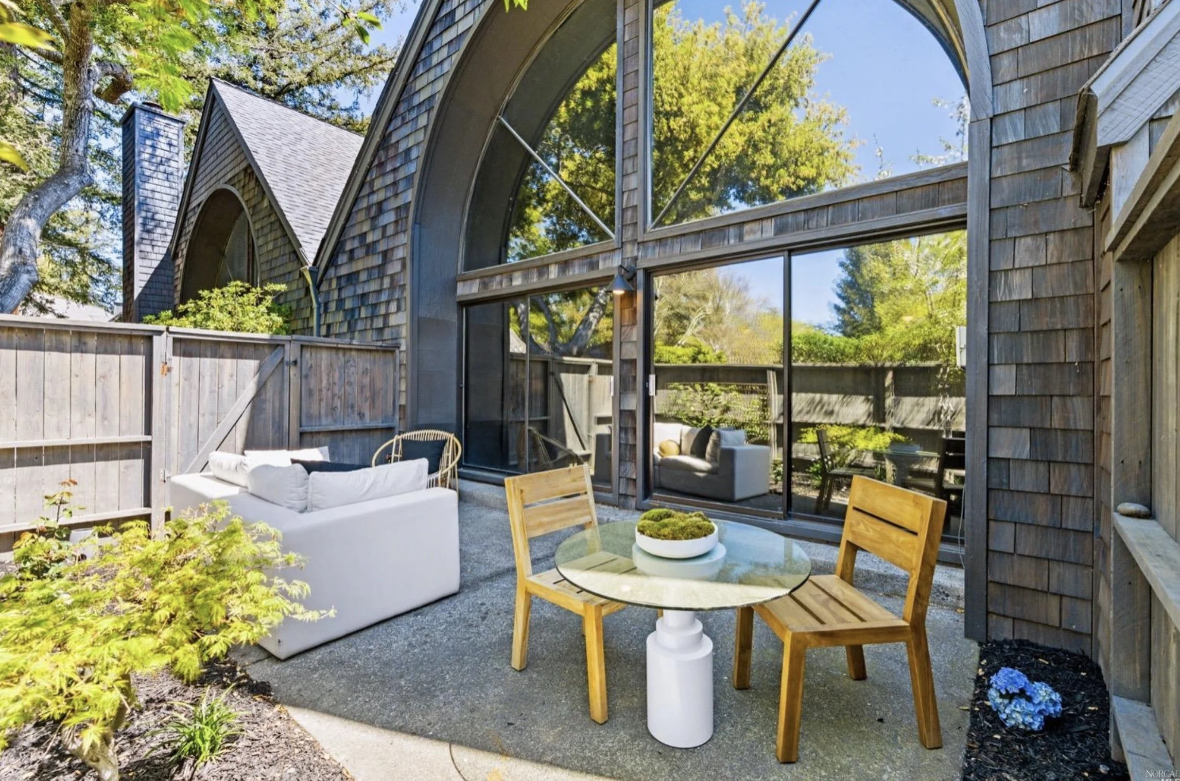 1374 St. James Ct. | St. Helena | $729,000