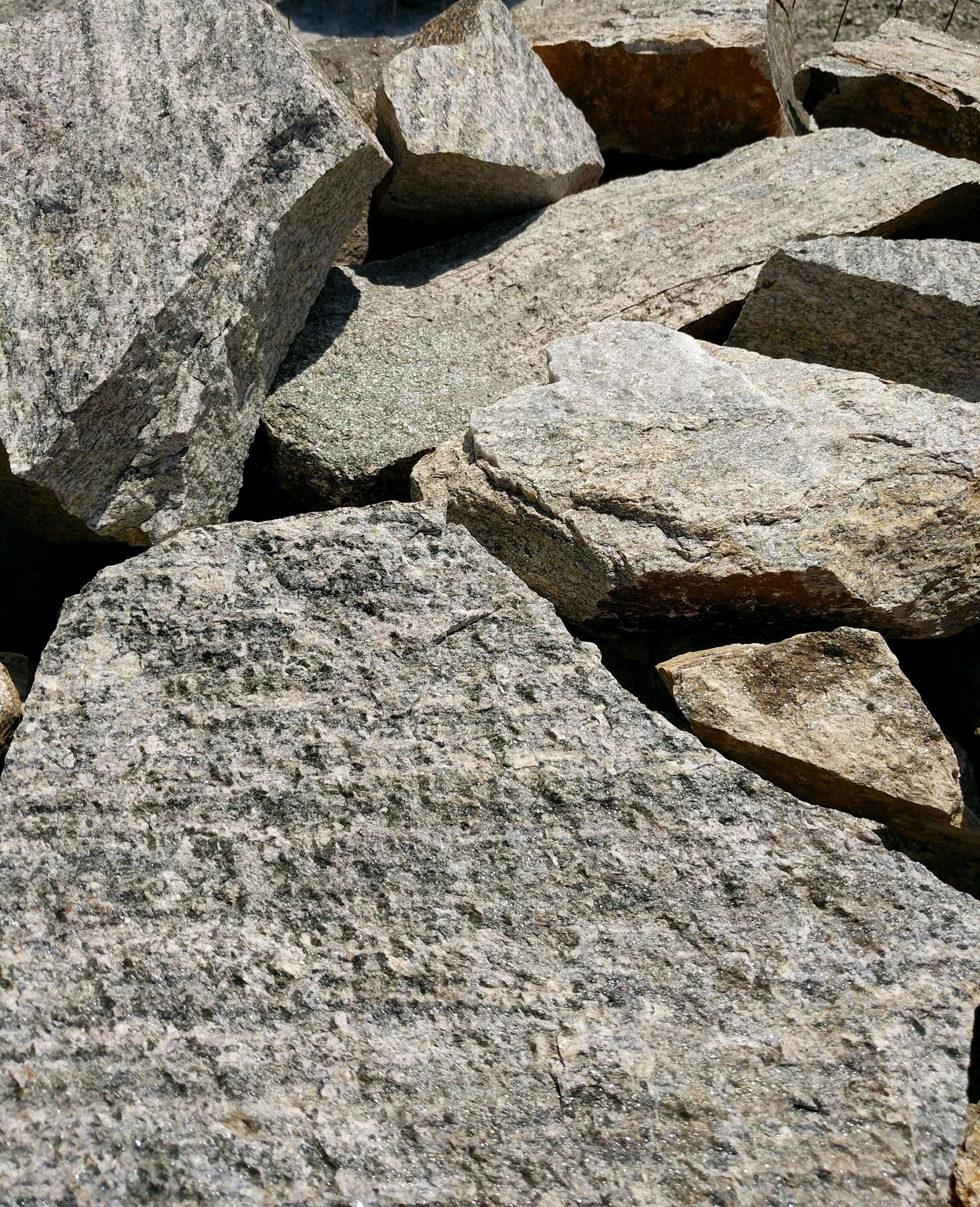 Elk Brown Builder Stone