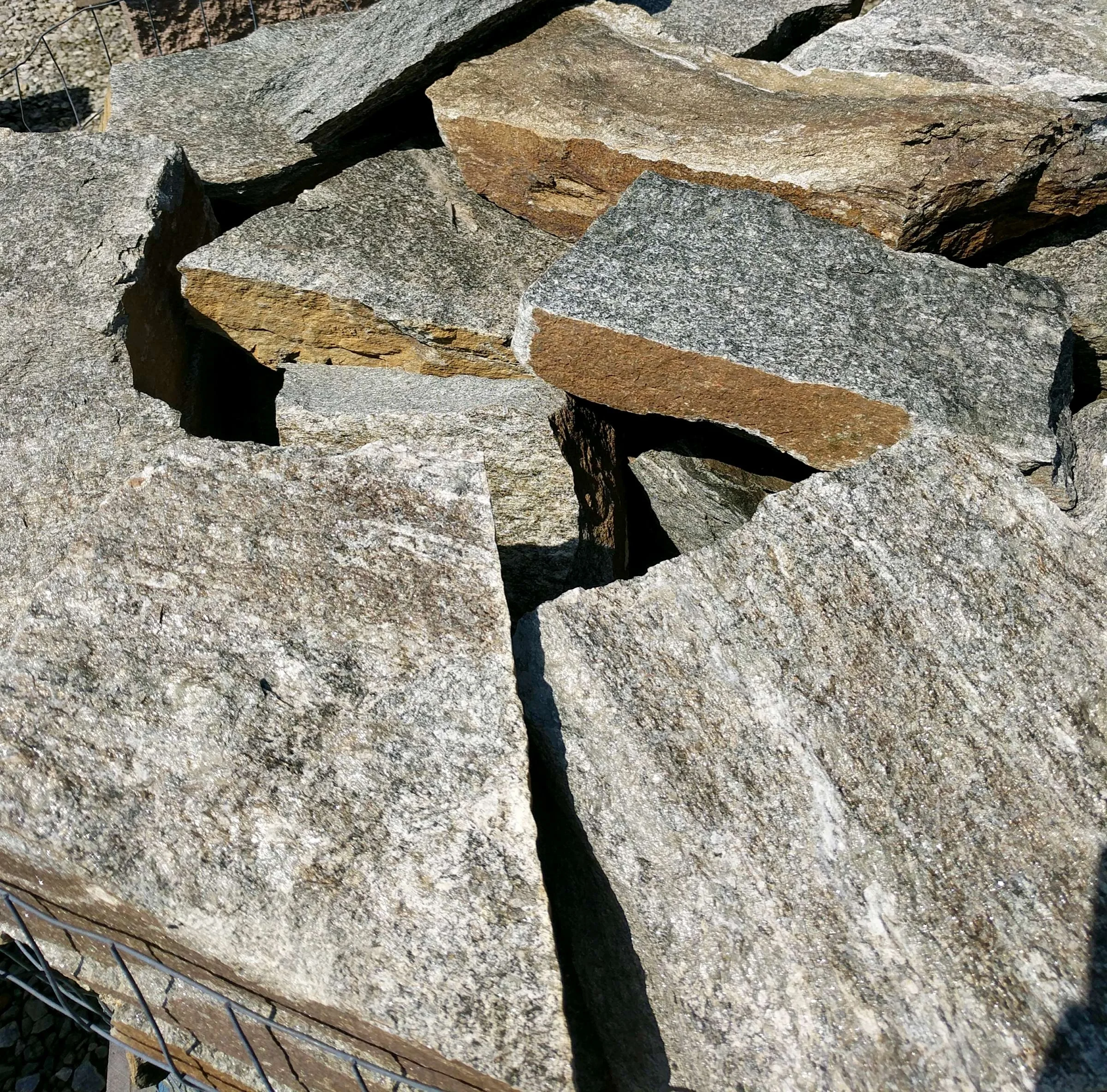 Elk Blue Builder Stone