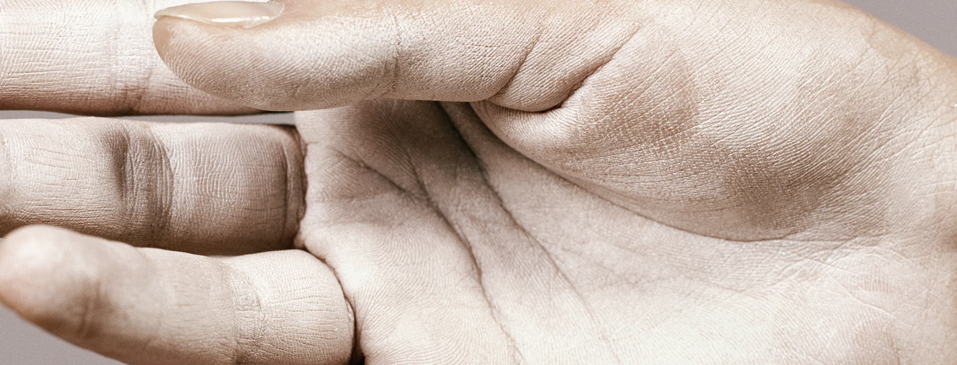 KTSYA_Hand.jpg