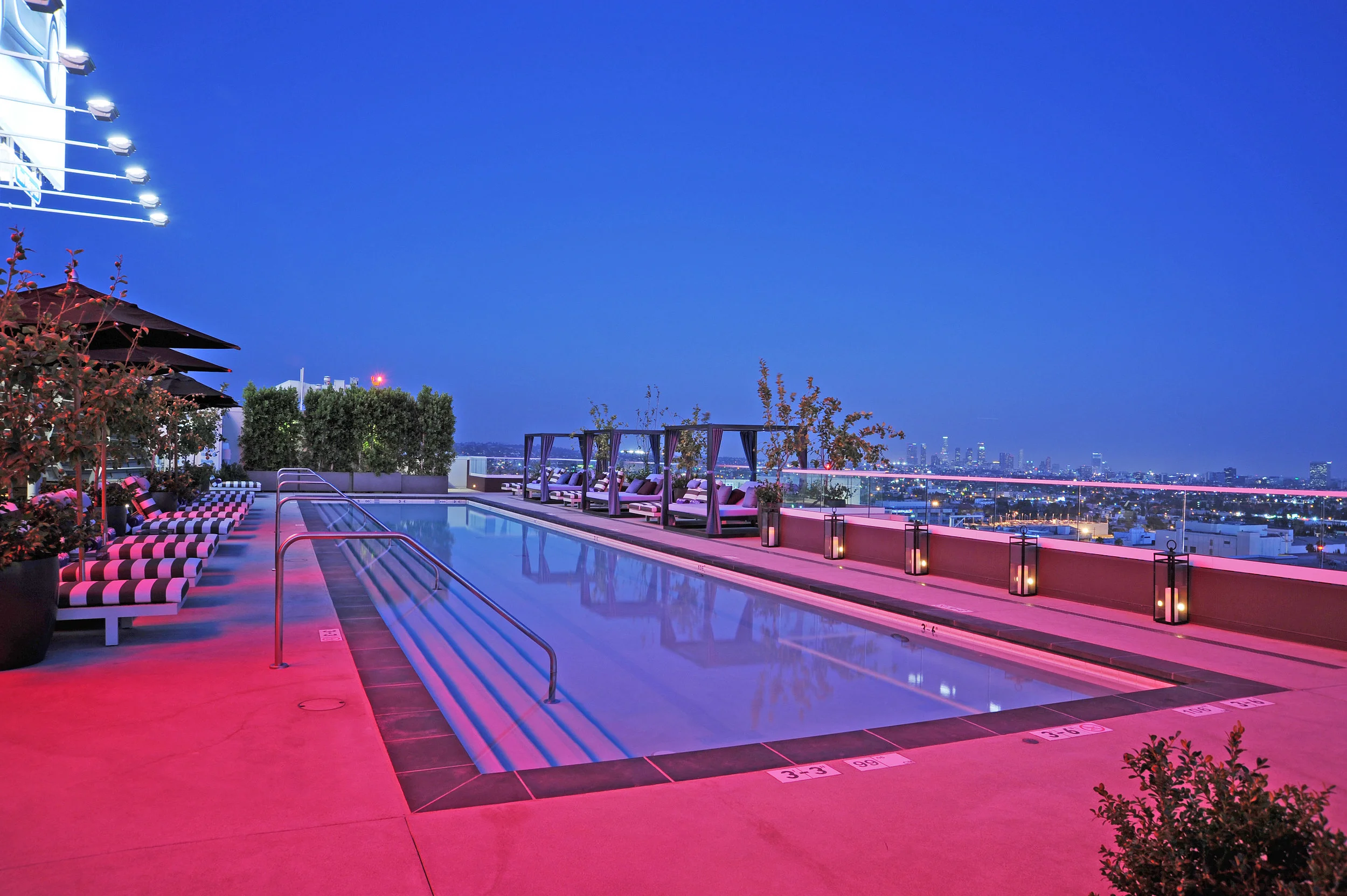 989652878_pool dusk 1.jpeg