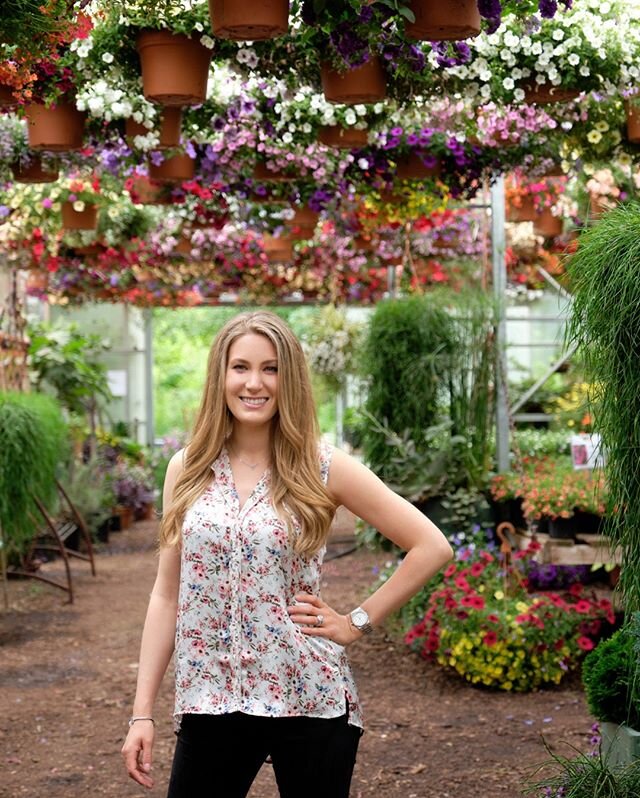 I wish my backyard look like this 😍 not only would it protect my pups from the owls and eagles I see sometimes but it is so beautiful.⠀⠀⠀⠀⠀⠀⠀⠀⠀
⠀⠀⠀⠀⠀⠀⠀⠀⠀
One day my dream is to have a greenhouse and fill it with all the plants 🌱 in the meantime I'l