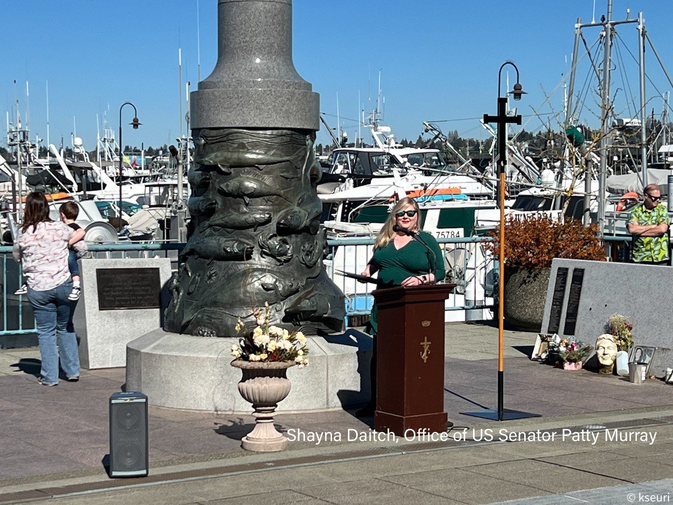 Uri 96th Fleet Blessing Patty Murray.jpg