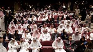 Black Panther screening breaks Saudi’s 35-year cinema ban with men and women seated together - ABC News