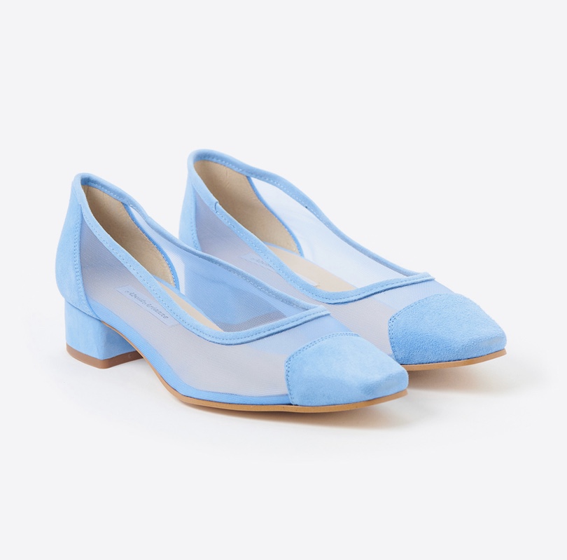 About Arianne Mina Mesh Pump