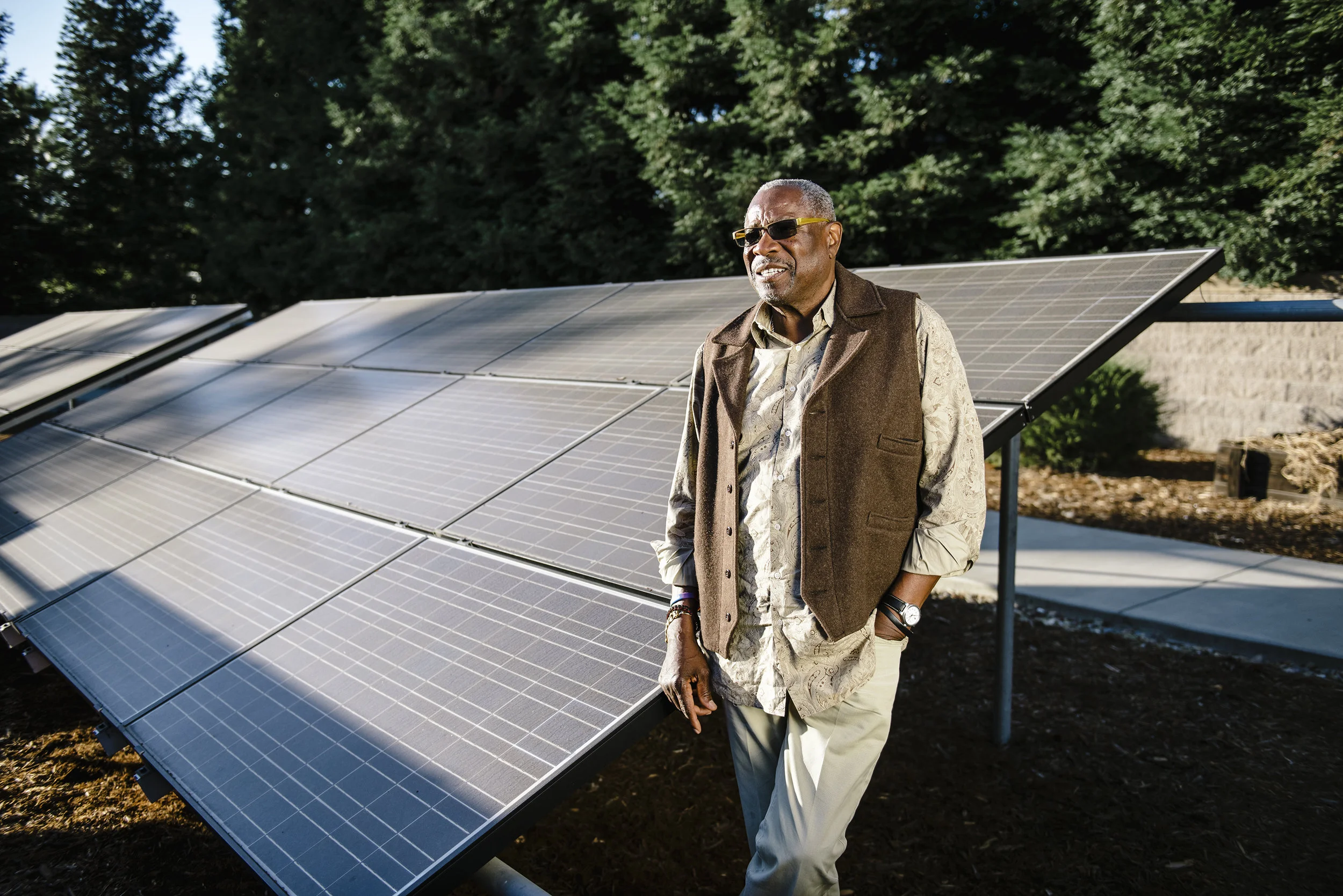  Former MLB player and manager Dusty Baker and his renewable energy company Baker Energy Team for Bloomberg. 