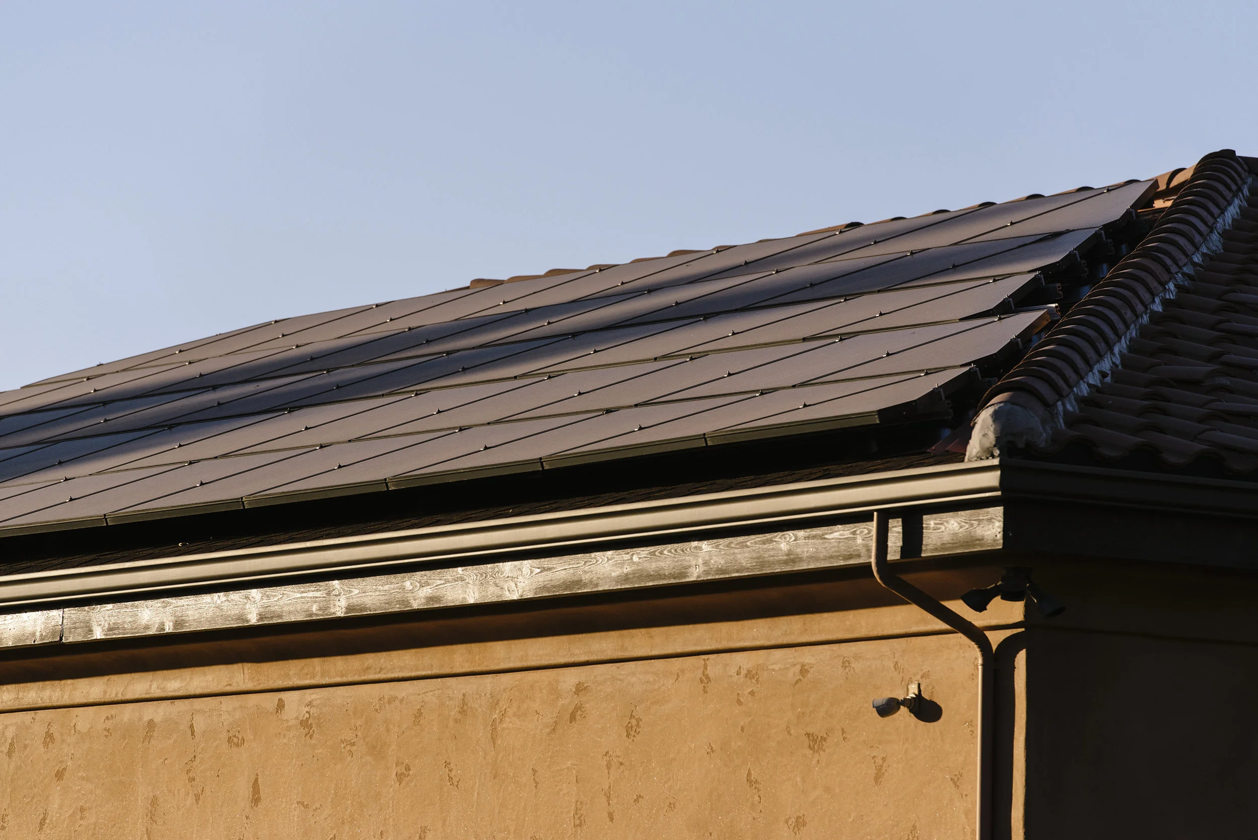  Former MLB player and manager Dusty Baker and his renewable energy company Baker Energy Team for Bloomberg. 