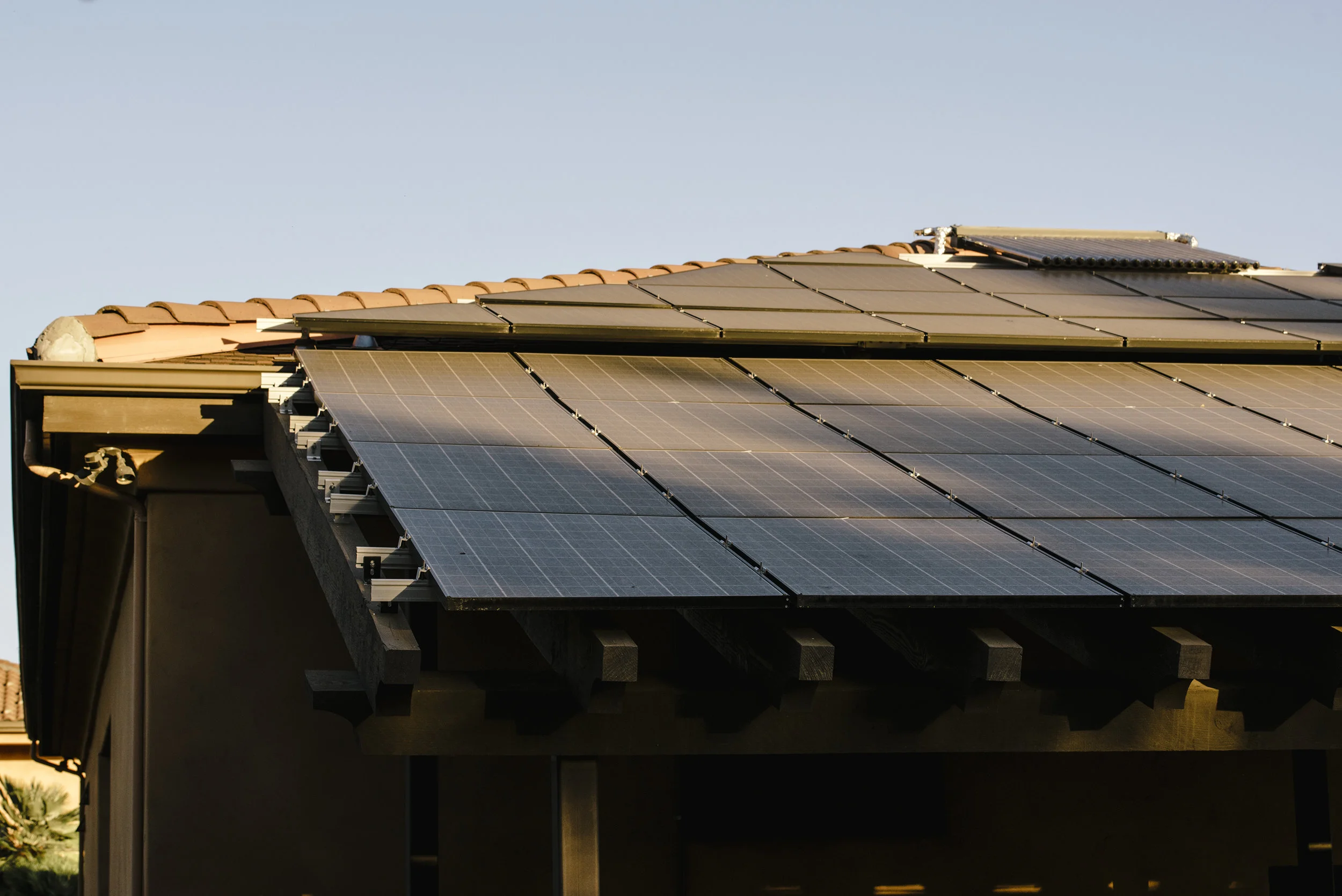  Former MLB player and manager Dusty Baker and his renewable energy company Baker Energy Team for Bloomberg. 