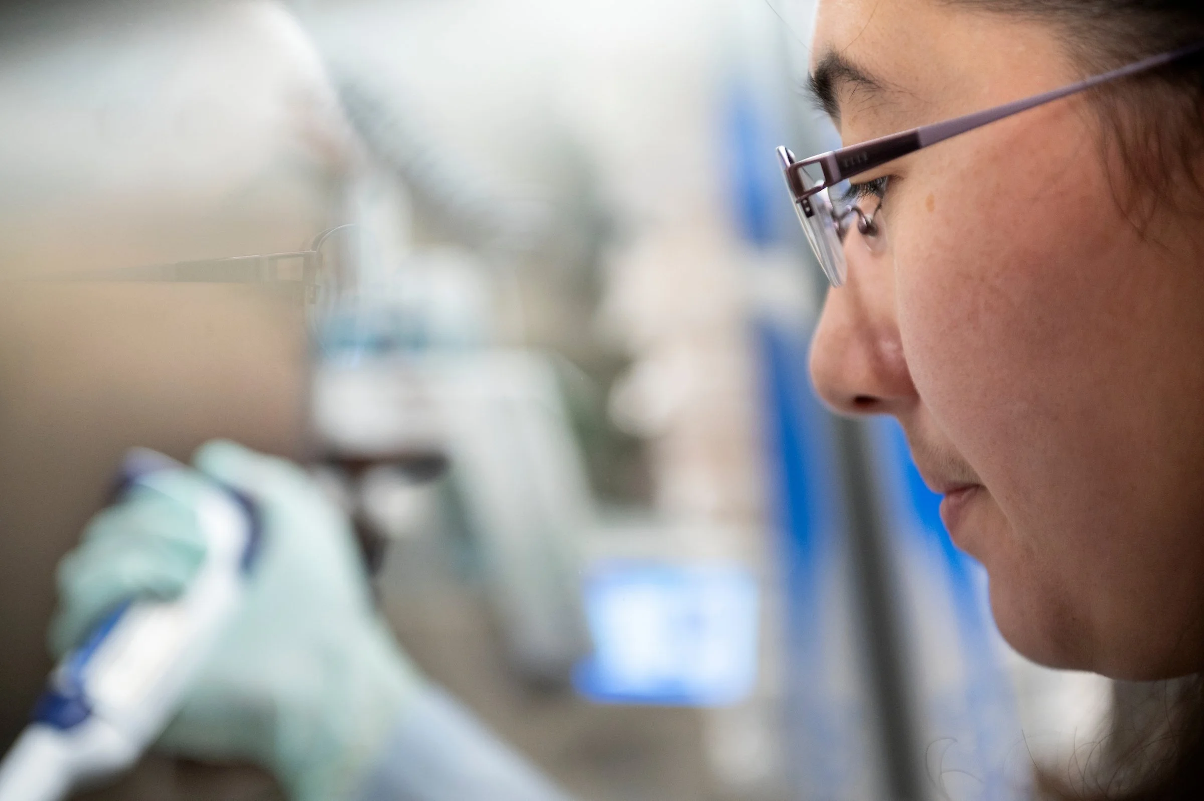  Work generated as a staff photographer for Gladstone Institutes, a non-profit bio medical research institute. 