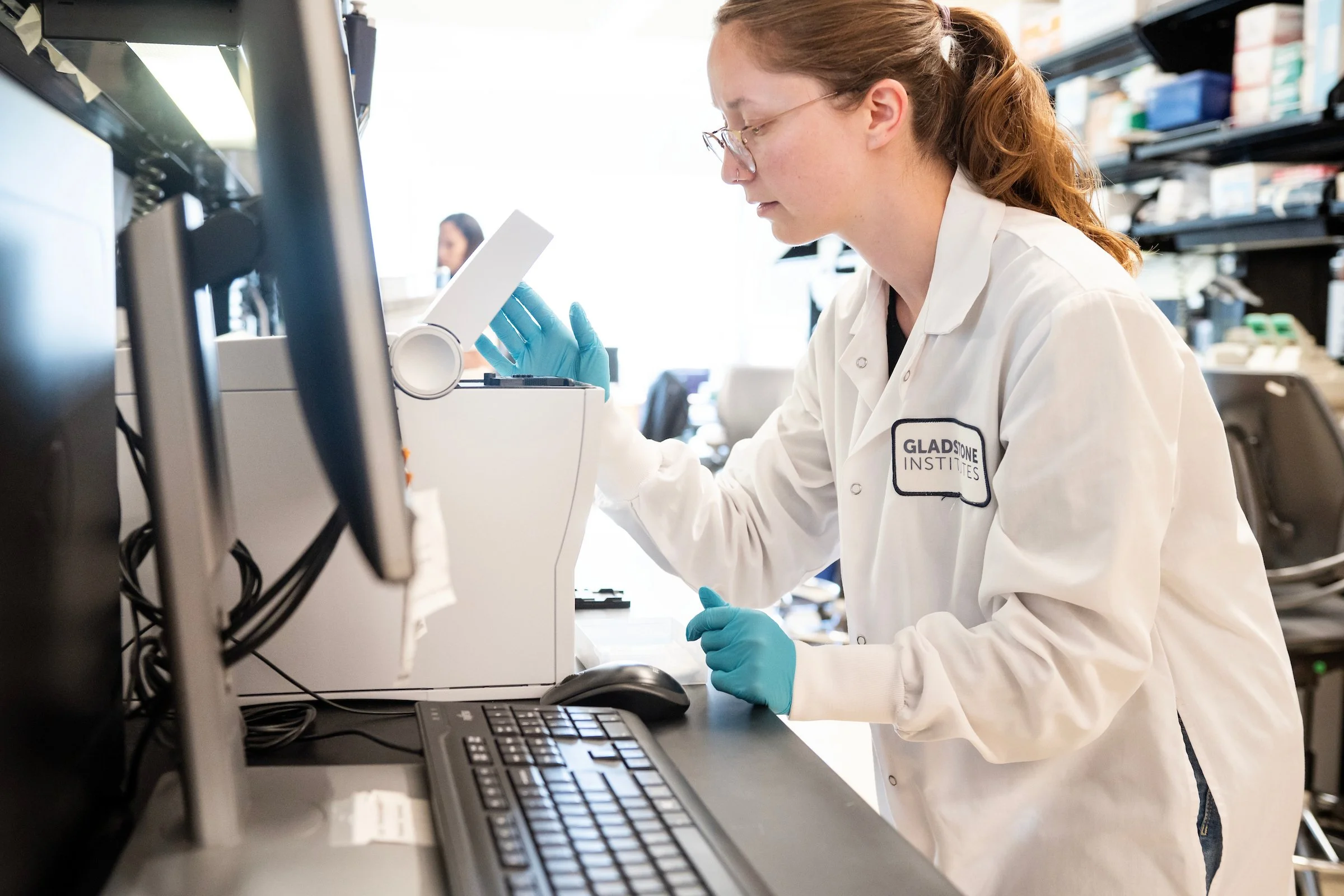  Work generated as a staff photographer for Gladstone Institutes, a non-profit bio medical research institute. 