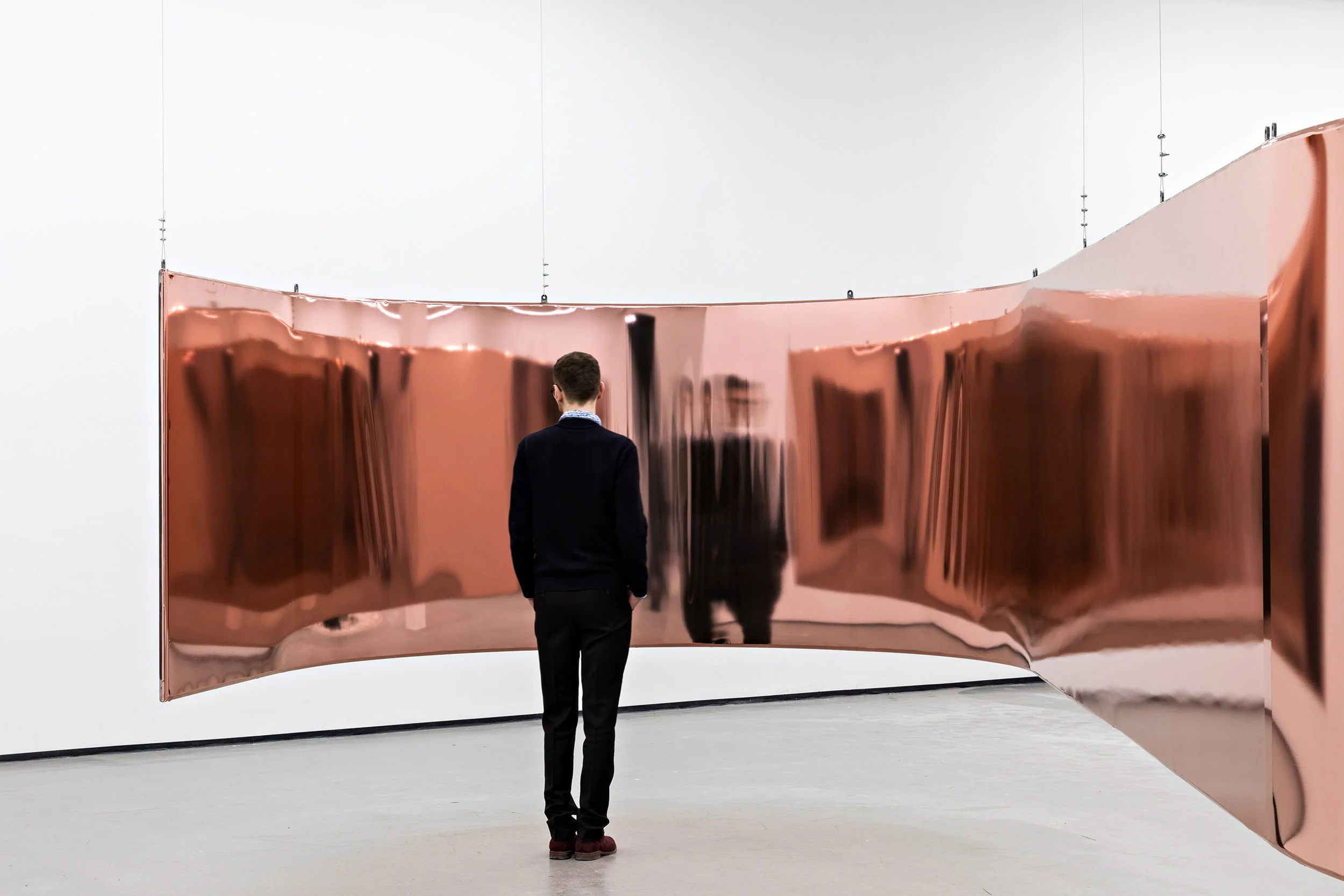 Hannah Perry: Liquid Language