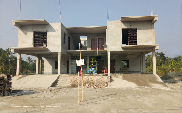 Our Bangladesh Project HQ was built. The impressive multiple story filter production and beneficiary training center is now in use in the village of Munshigonj in southwestern Bangladesh. 