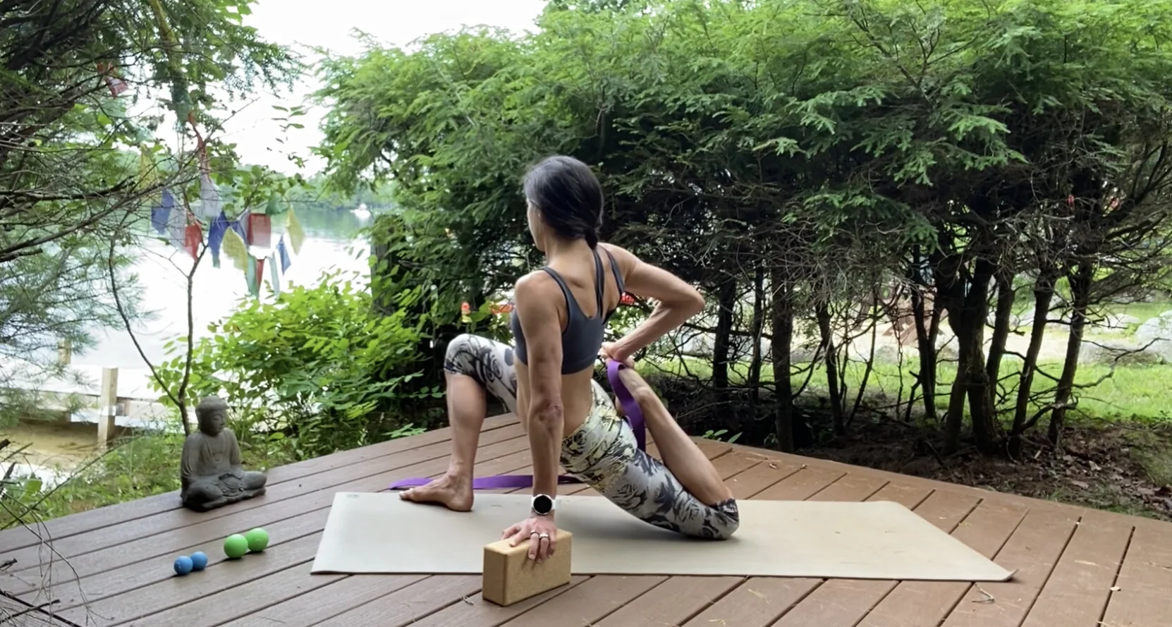 Myofascial Release and Deep Stretch for Abs, Psoas, Quads and Hips