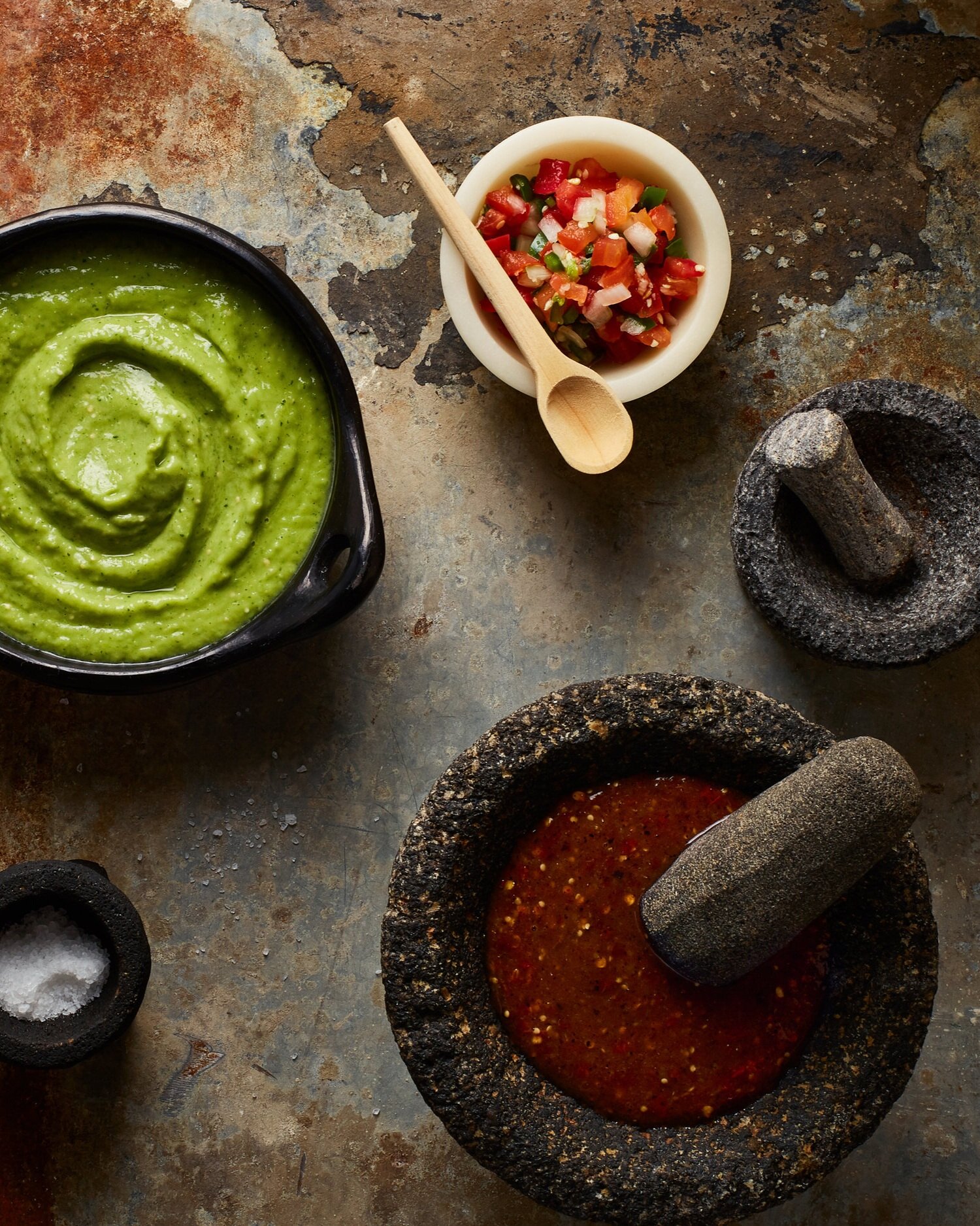 Salsas in Molcajete