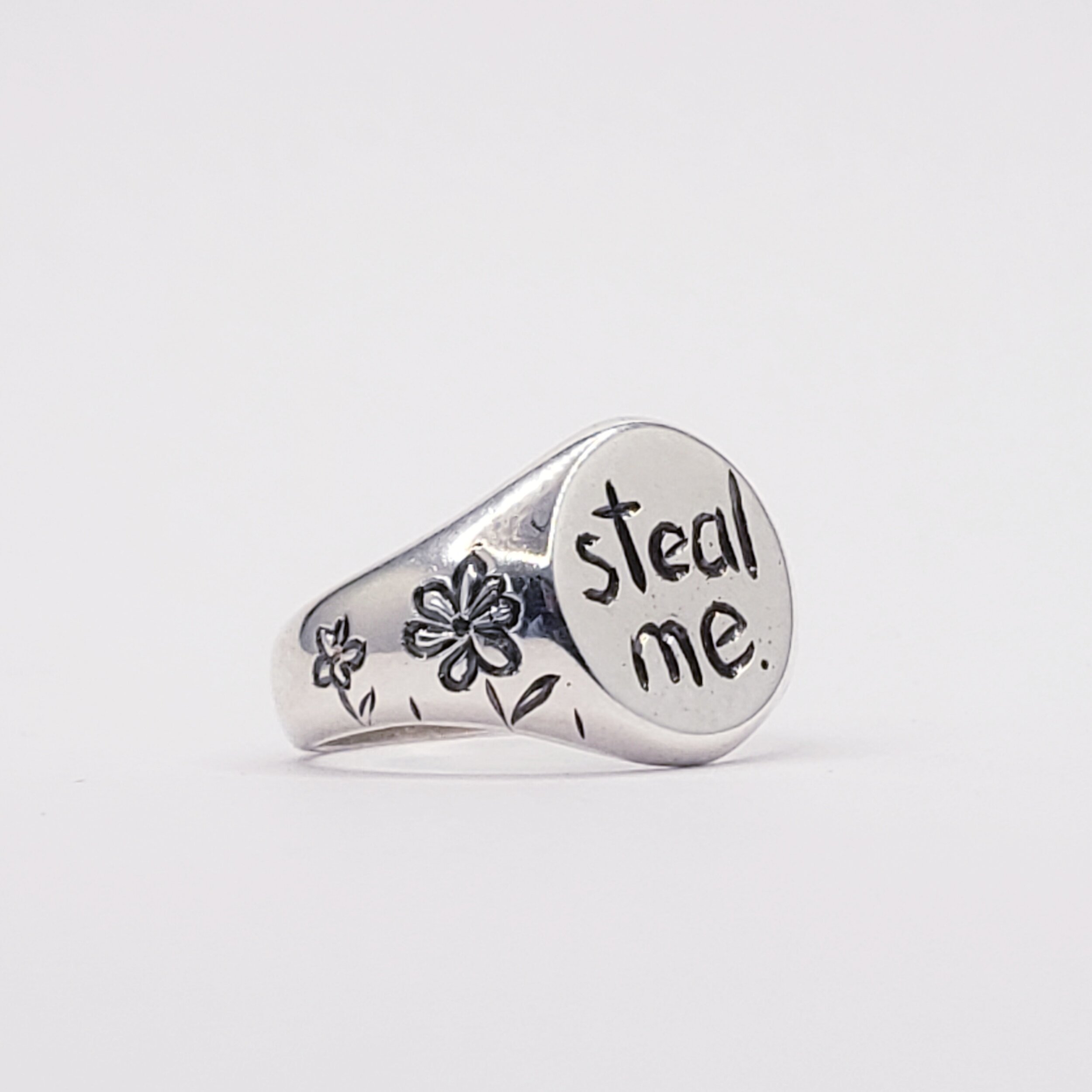 Steal Me Signet