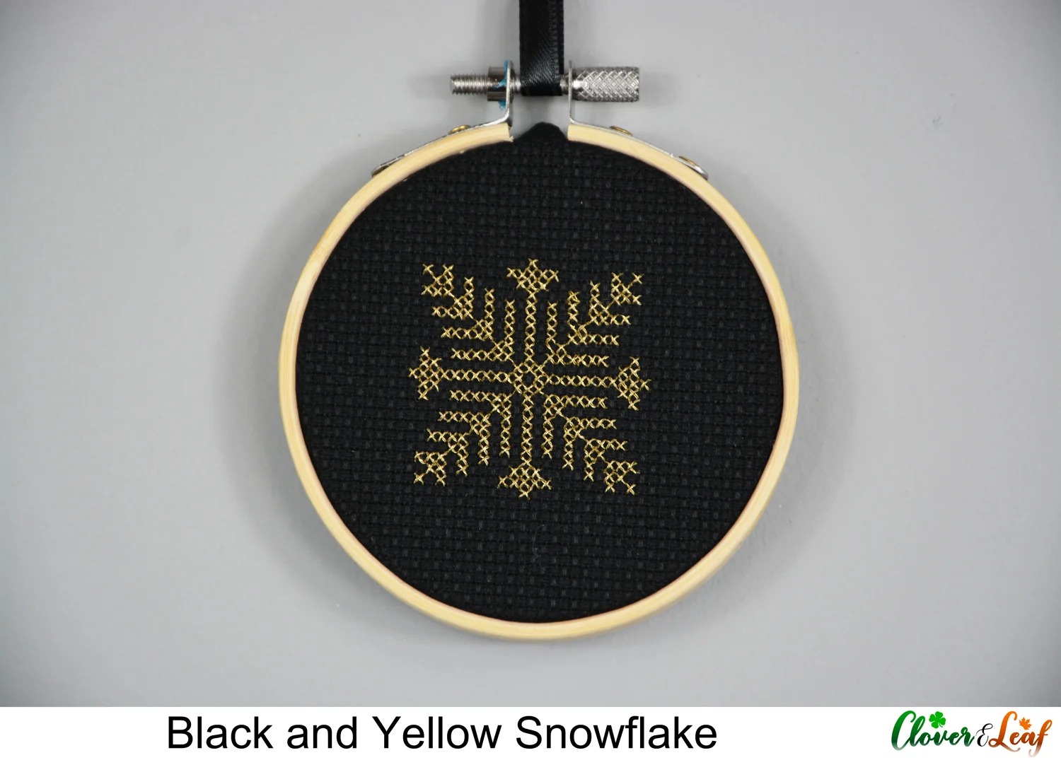 Black and Gold Snowflake Detail.jpg