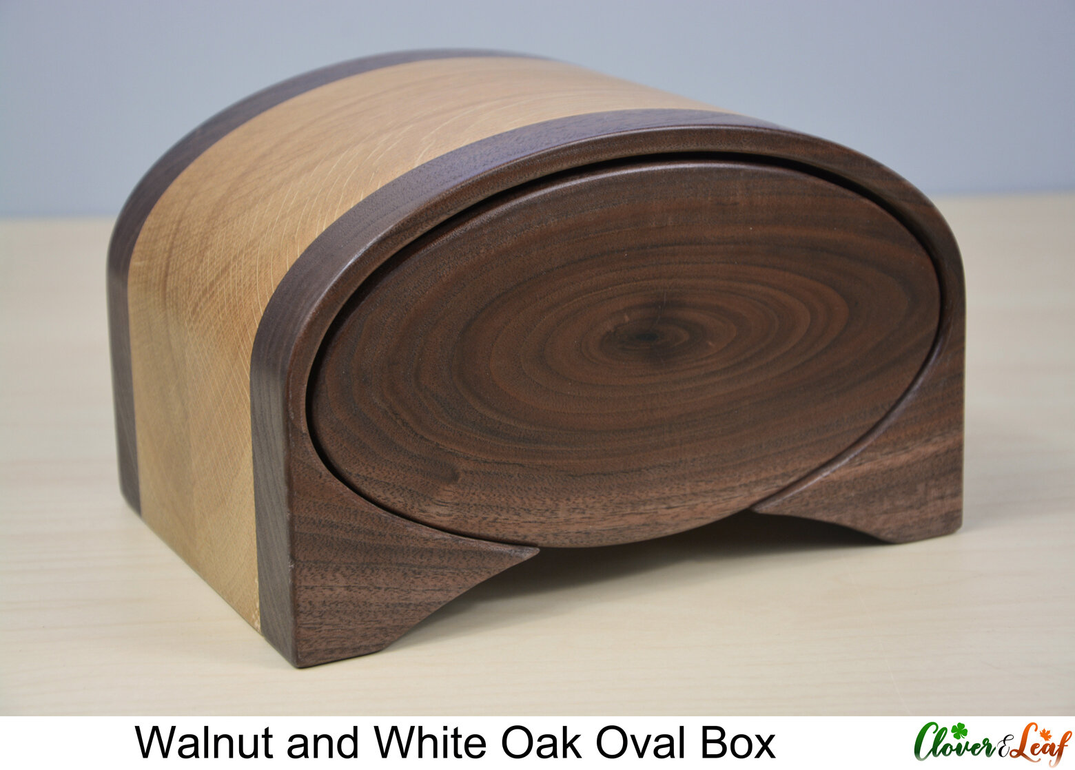 Walnut and White Oak Walnut Box.jpg