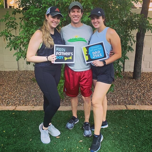 Happy Father&rsquo;s Day to all you amazing dad&rsquo;s out there!! Dr. Sperbeck and his girls would love to hear your best dad jokes 😂💙 #sperbeckdental #happyfathersday #dadday #dadjokesrule