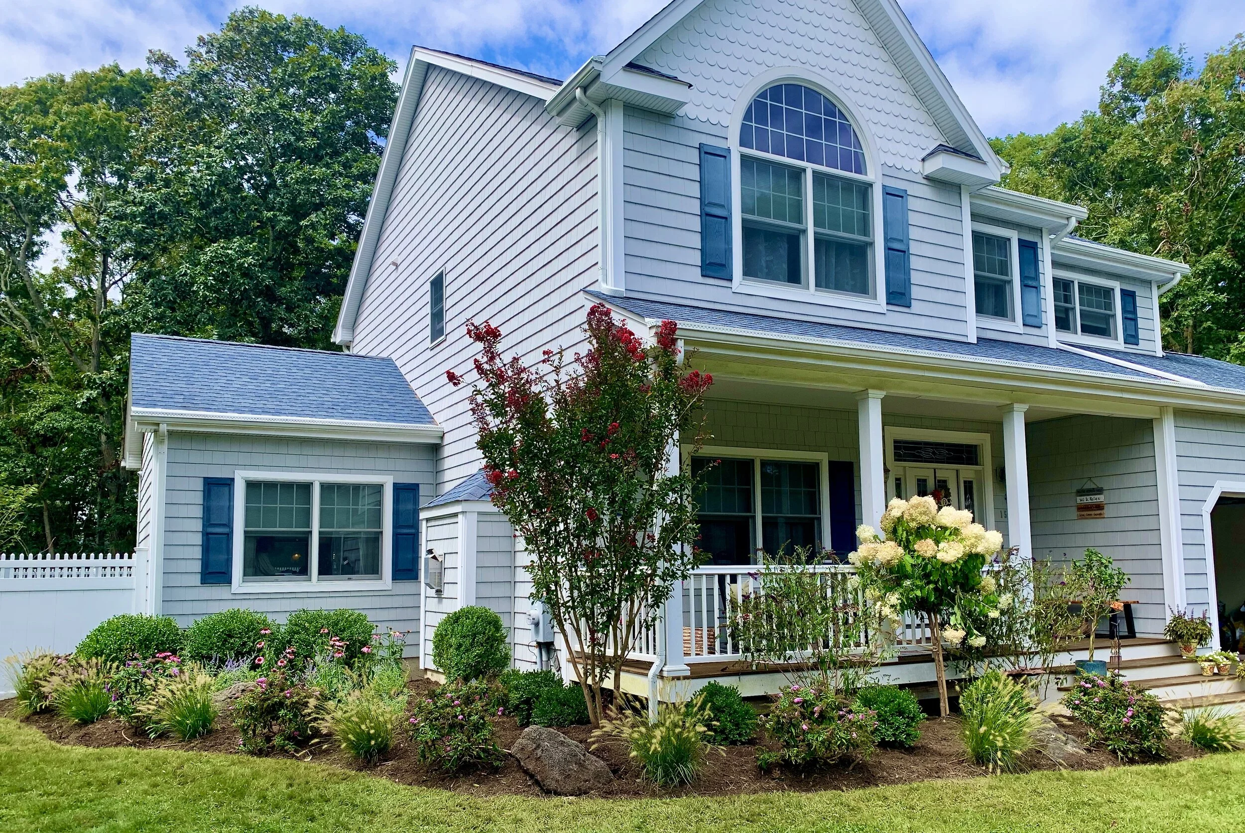 Deer resistant foundation installation