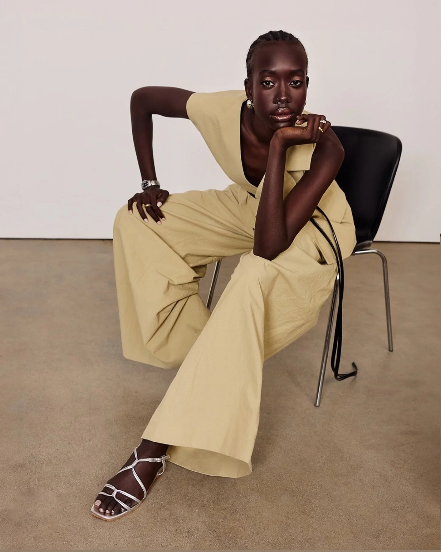 New work for @baredfootwear with the beautiful @nyasundayyak ❤️

#makeup #makeupartist #zoekarlis #zoekarlismakeup #fashion #melbournemakeupartist #melbournehairstylist