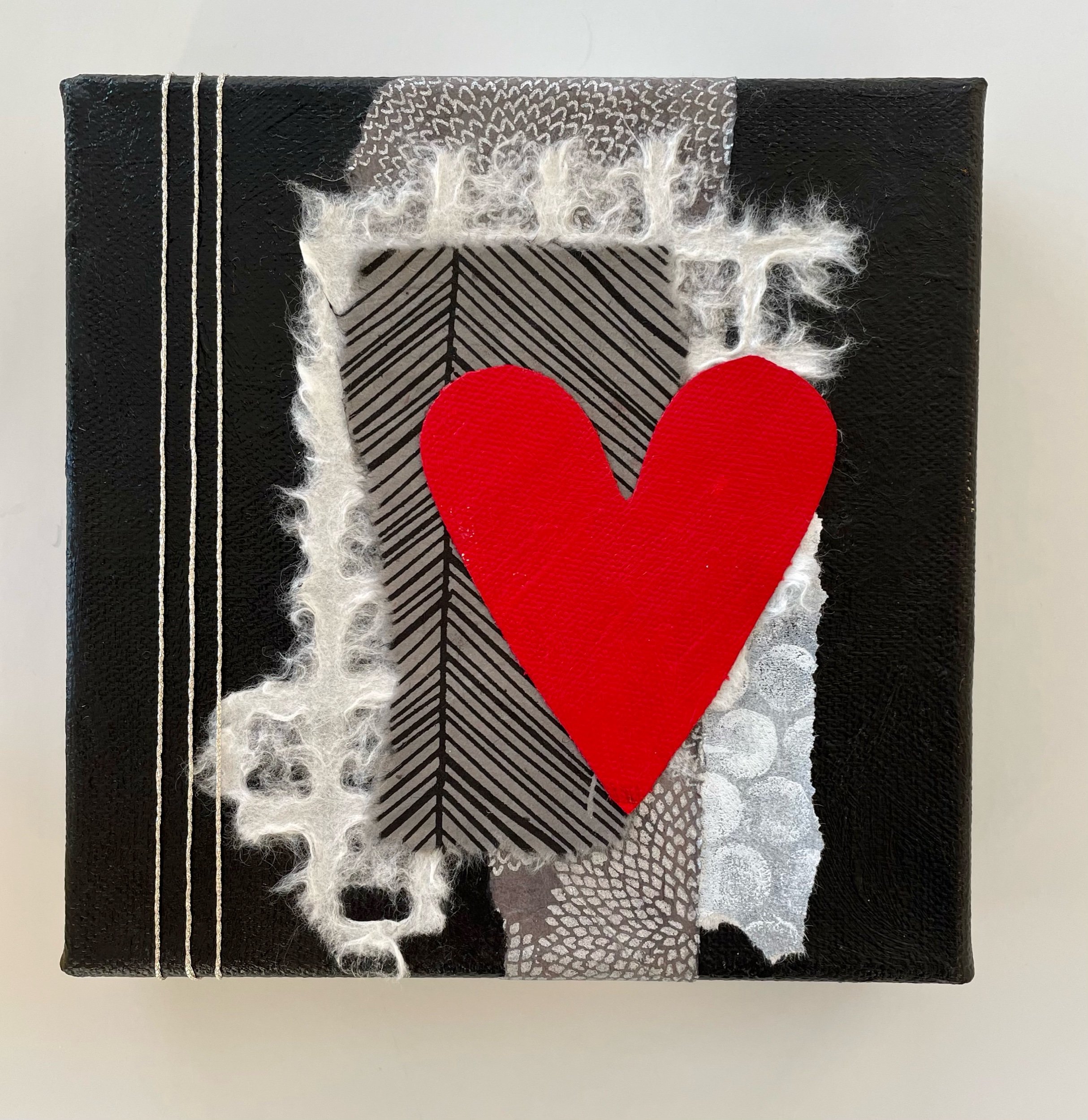 HEART STRINGS NO. 352