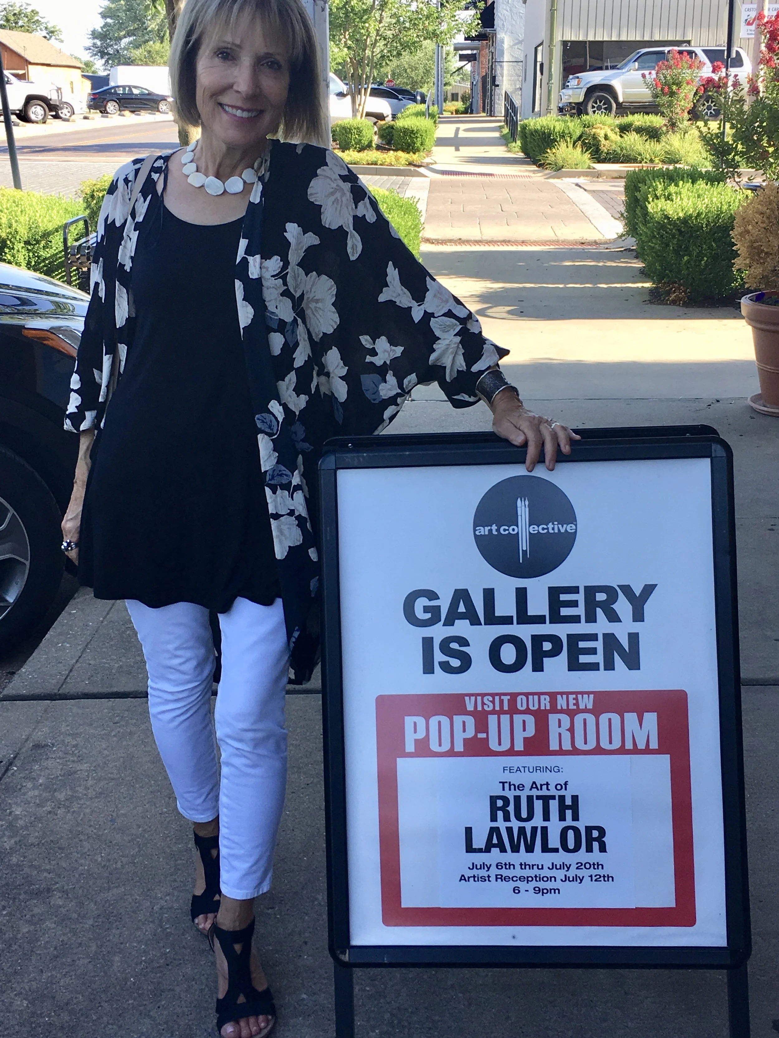 Art Collective Gallery Pop-Up Exhibition