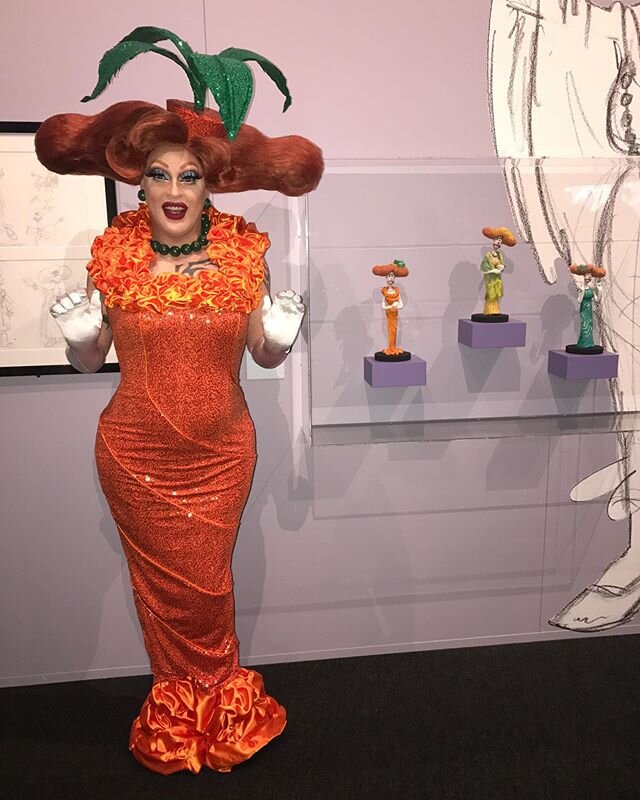 Here&rsquo;s the whole Lady Tottington look 🥕 🧡💚🥕🧡💚 Opening night of the @aardmananimations exhibition at @acmionline