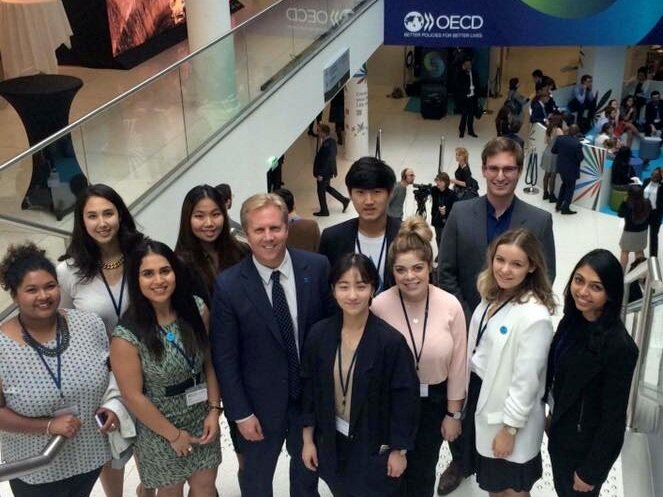 Aotearoa Youth Leadership Institute delegates including Carolle on the very left