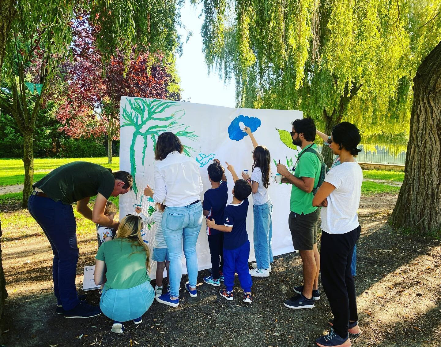 Nouvelle &oelig;uvre en pr&eacute;paration pour &ldquo;Art et Climat&rdquo; organis&eacute; par @carrieres_transition_ecolo avec le soutien de la ville de @ville_carrieres 🙌🌱🪴🍀🌿 

#nature #artforconservation #ecologie #biodiversit&eacute; #arten