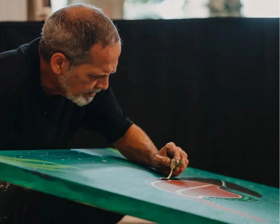 Hire Aboriginal canvas painter Melbourne, Sydney, Brisbane | Live cultural art session