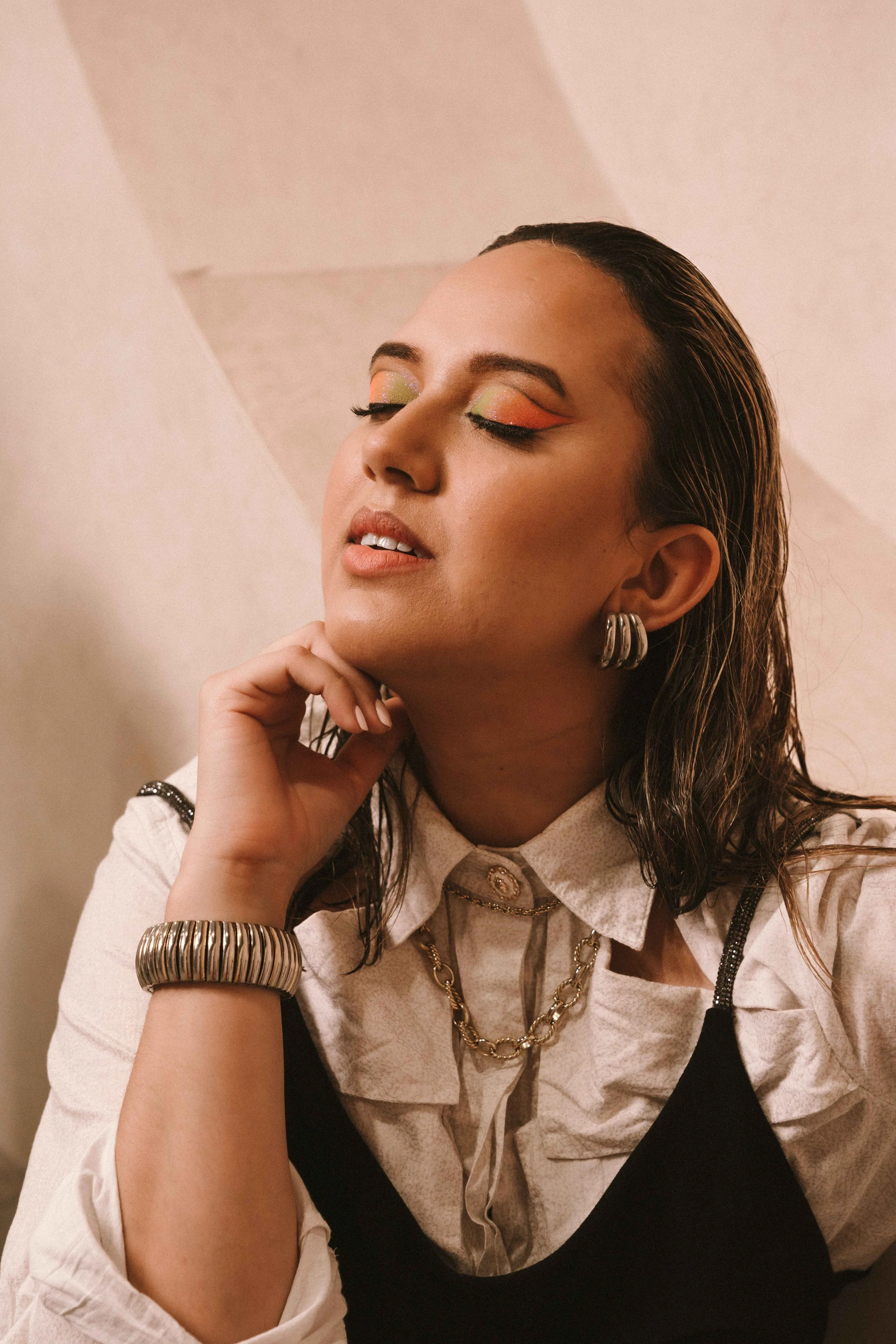 Hire Pop Singer-Songwriter Sydney | LARI soulful wedding live entertainment | Artist Bookings