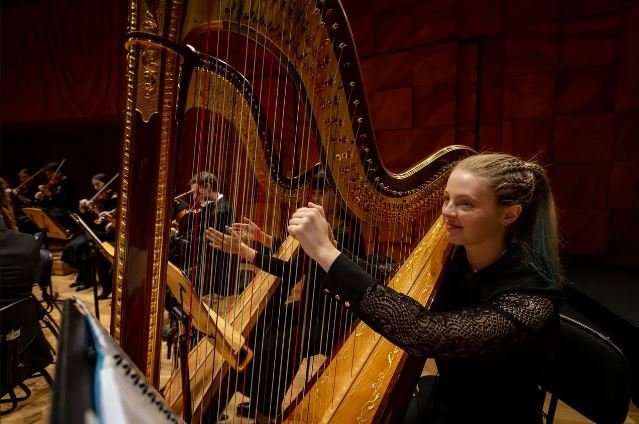 Create a memorable atmosphere at yo.JPG