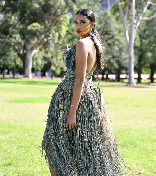 beautiful fasion by Samala.JPG