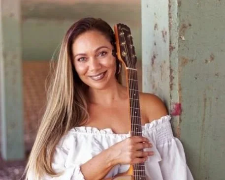 Lilly - Singer-songwriter - Blues, soul, Originals