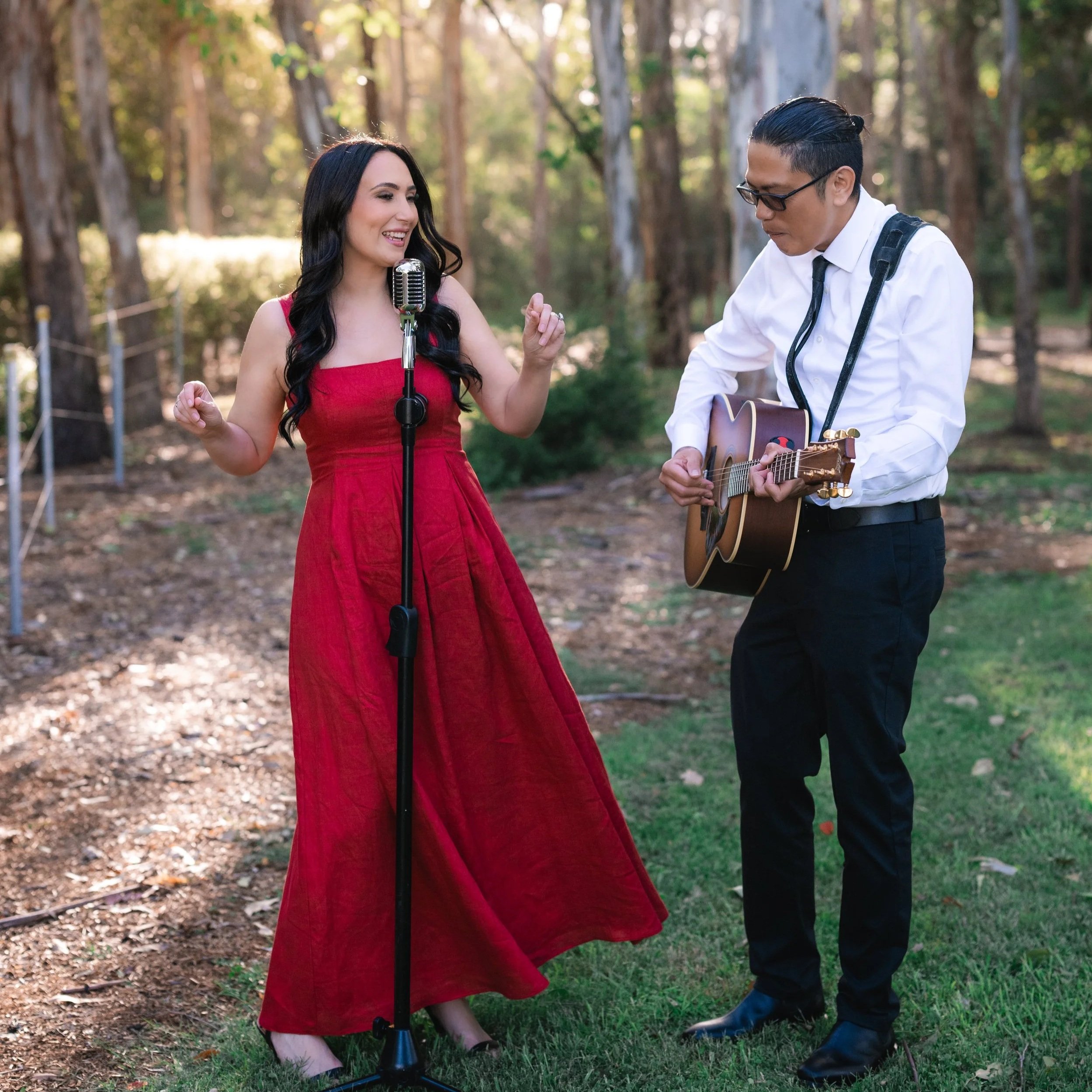 L.A ACOUSTIC SYDNEY SOUL MUSICIAN PUB GIG LIVE ENTERTAINER