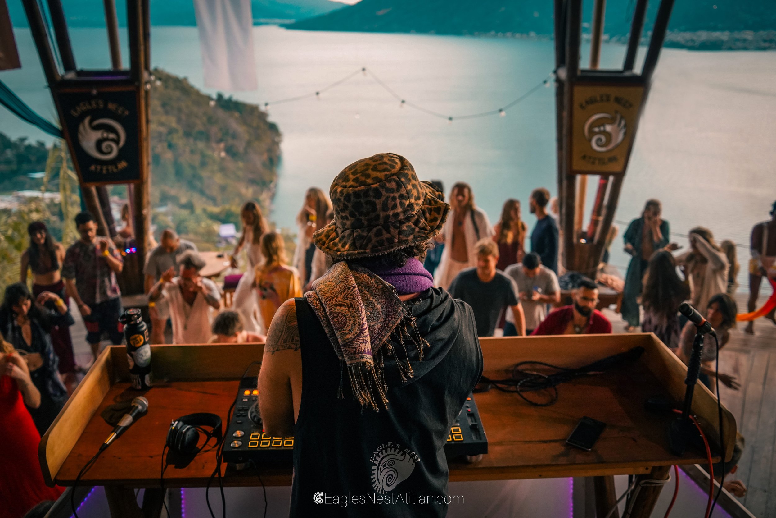 Hire underground DJ Brisbane | DJ SIDEWAY for curated club nights | Artist Bookings