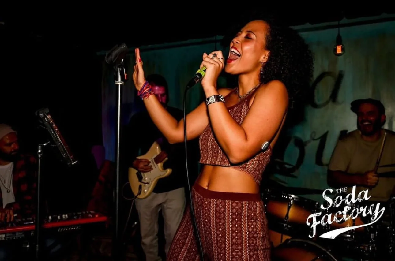 ARIANE SYDNEY BRAZILIAN POP SOUL SINGER FESTIVAL LIVE MUSIC PERFORMANCE