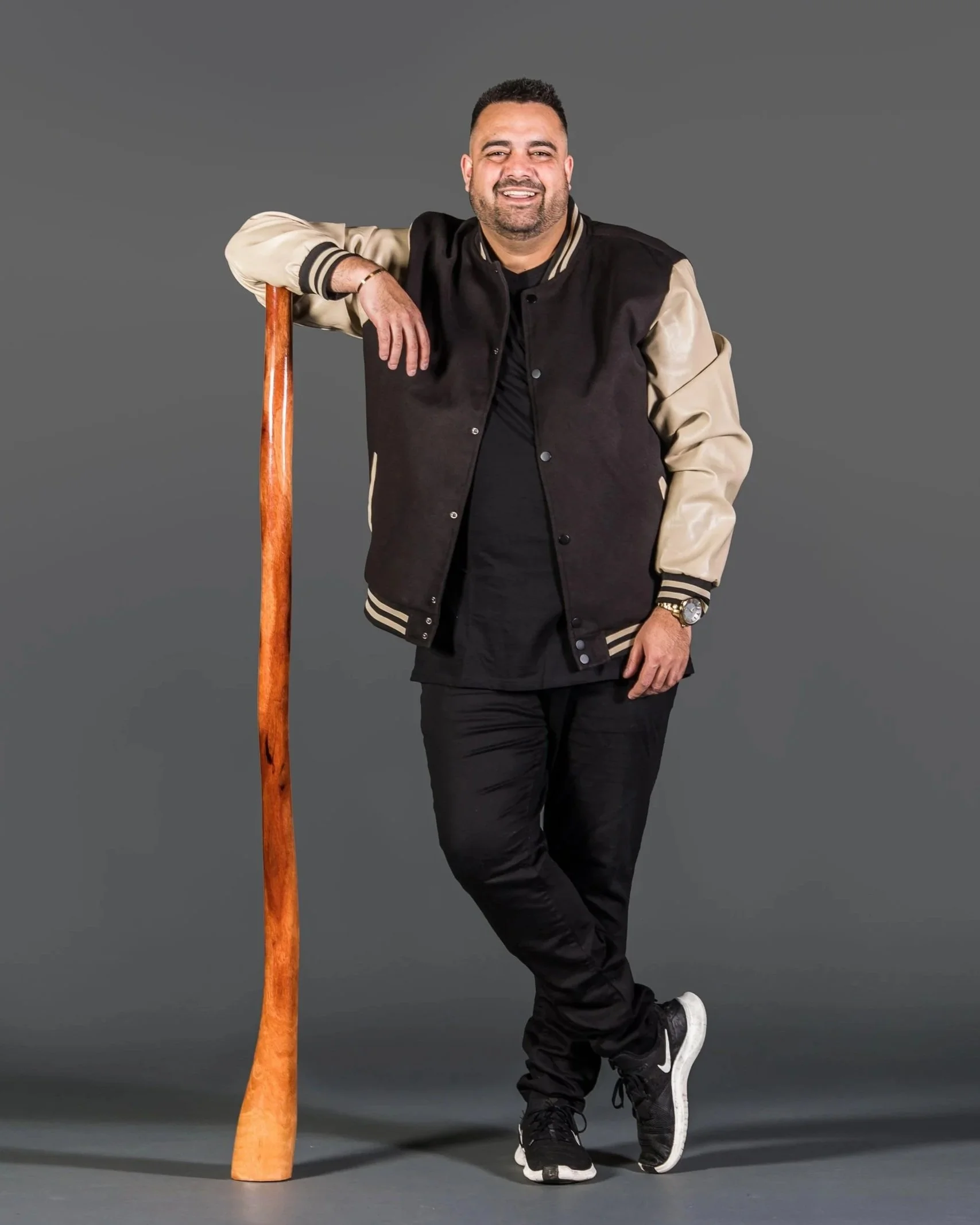 Book First Nation didgeridoo performer Melbourne and Sydney | DANE for cultural shows| Artist Bookings (Copy)