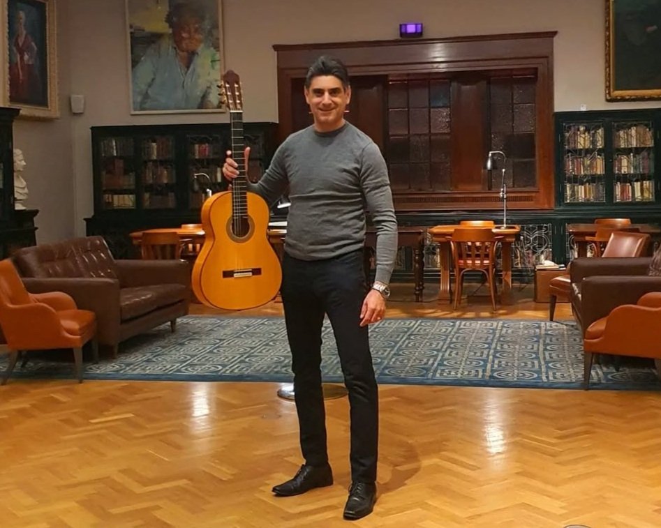 Hire Flamenco fusion expert Sydney | MIKE for corporate show