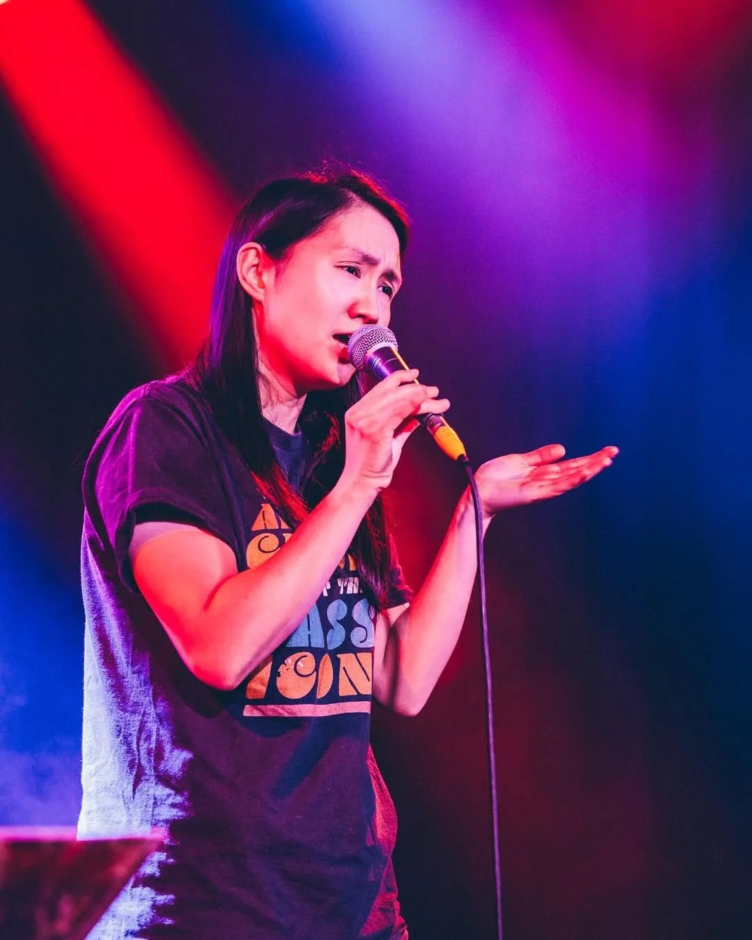 Melbourne based acoustic artist EVELYN is available for hire now | Artist Bookings