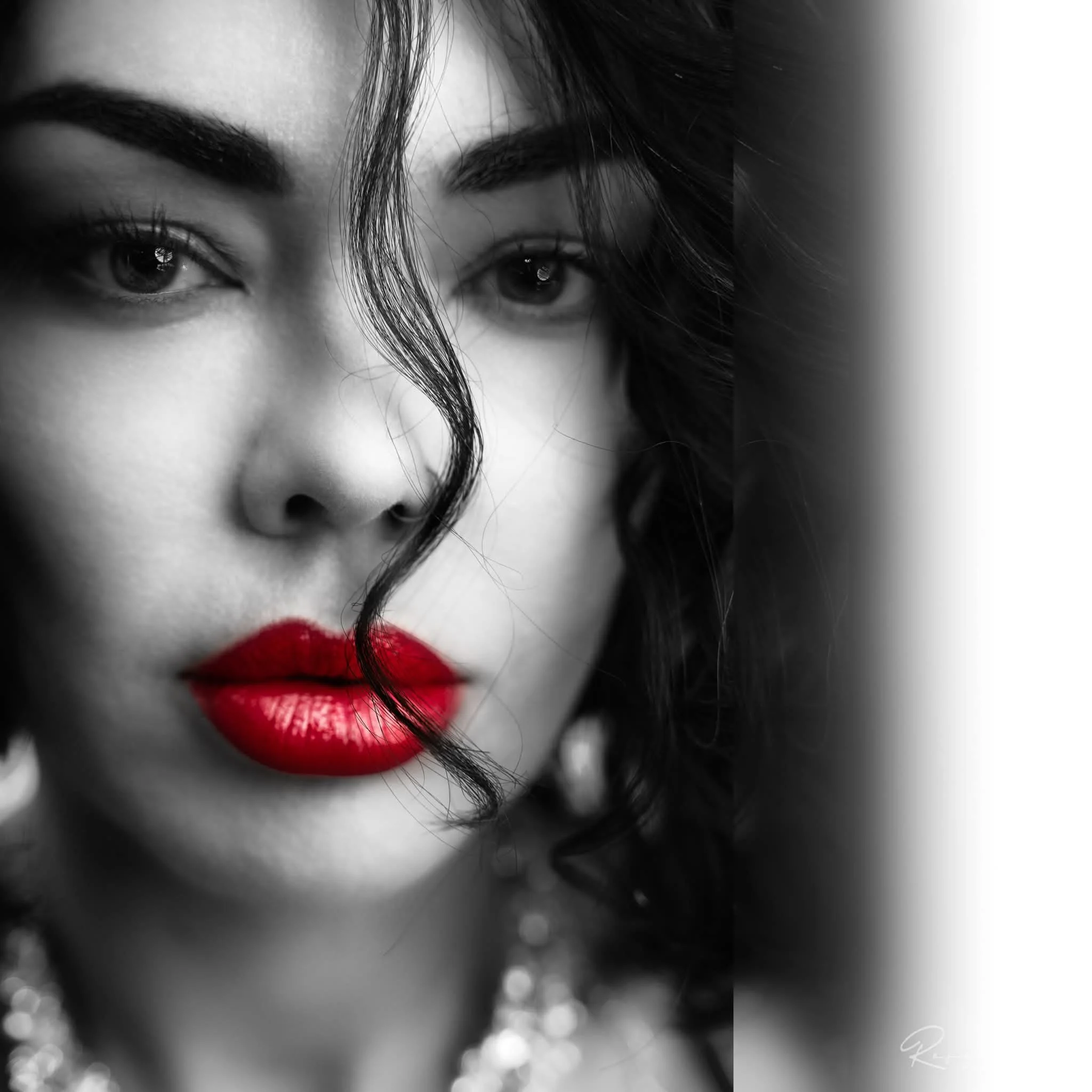 Hire Aboriginal multilingual vocal Sydney | GEORGINA presents cultural ceremony performance for events | Artist Bookings