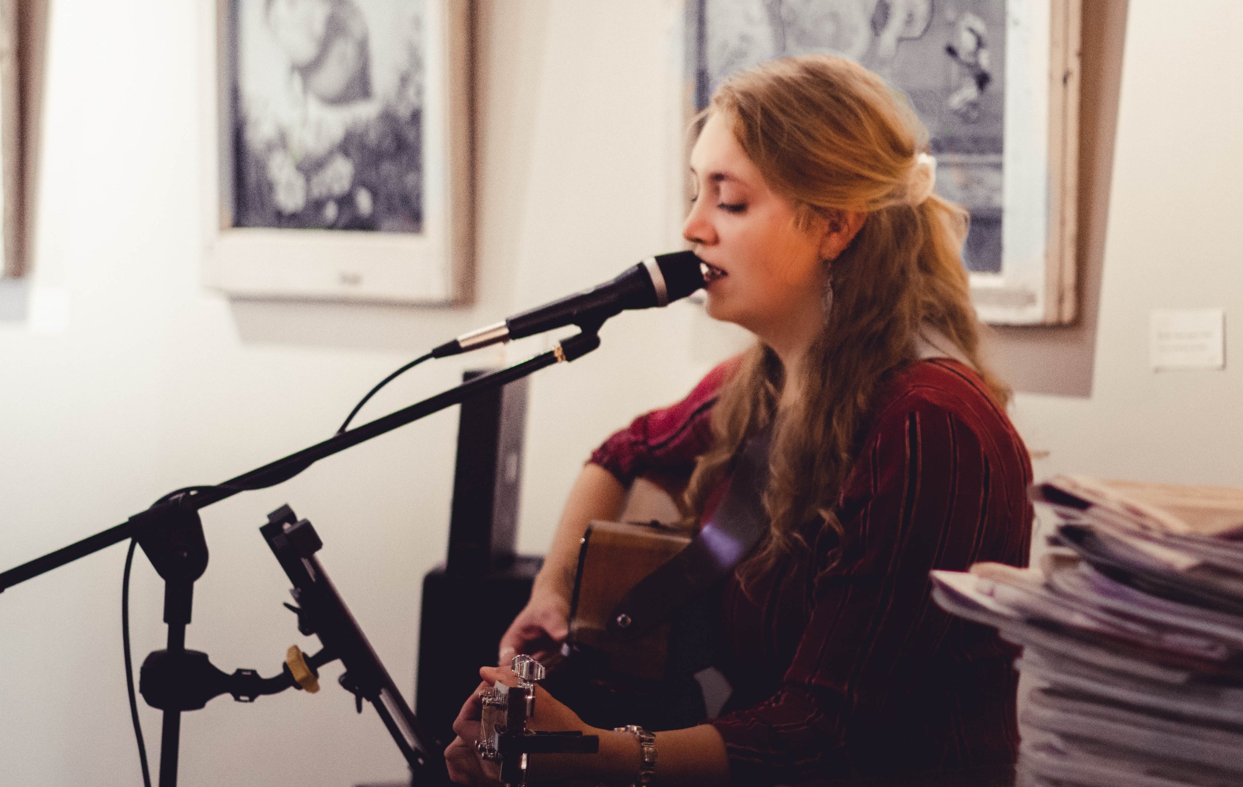 Brisbane singer LAURA MAE is perfect for wedding ceremonies