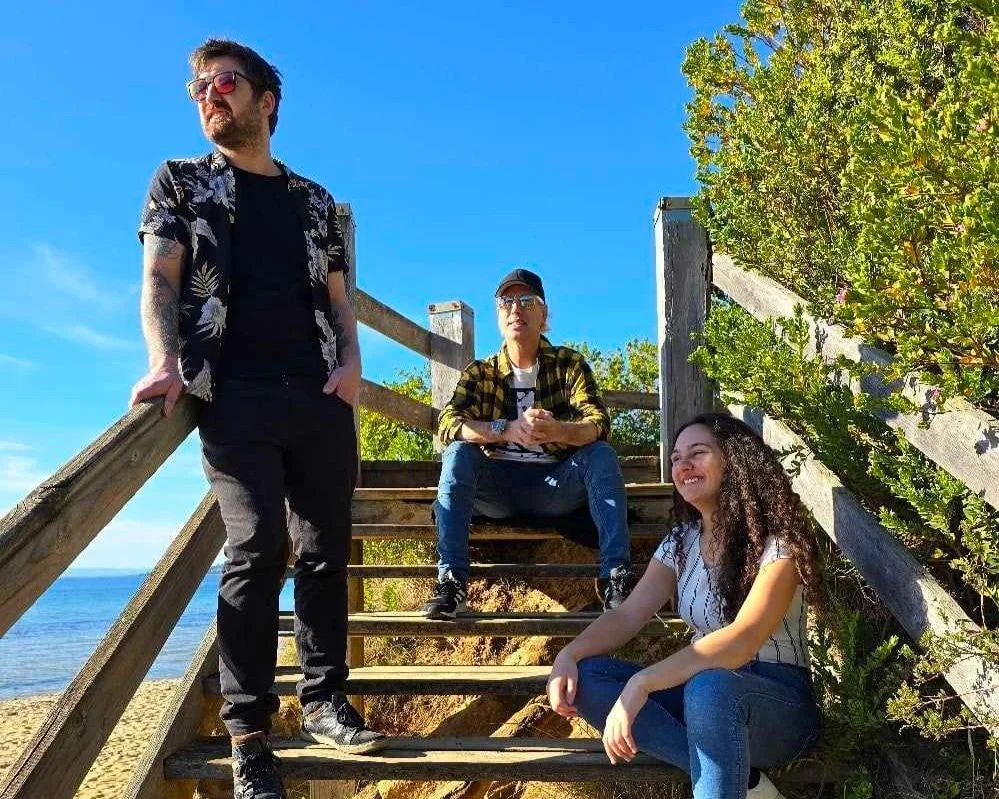 April Sun  - Party Band